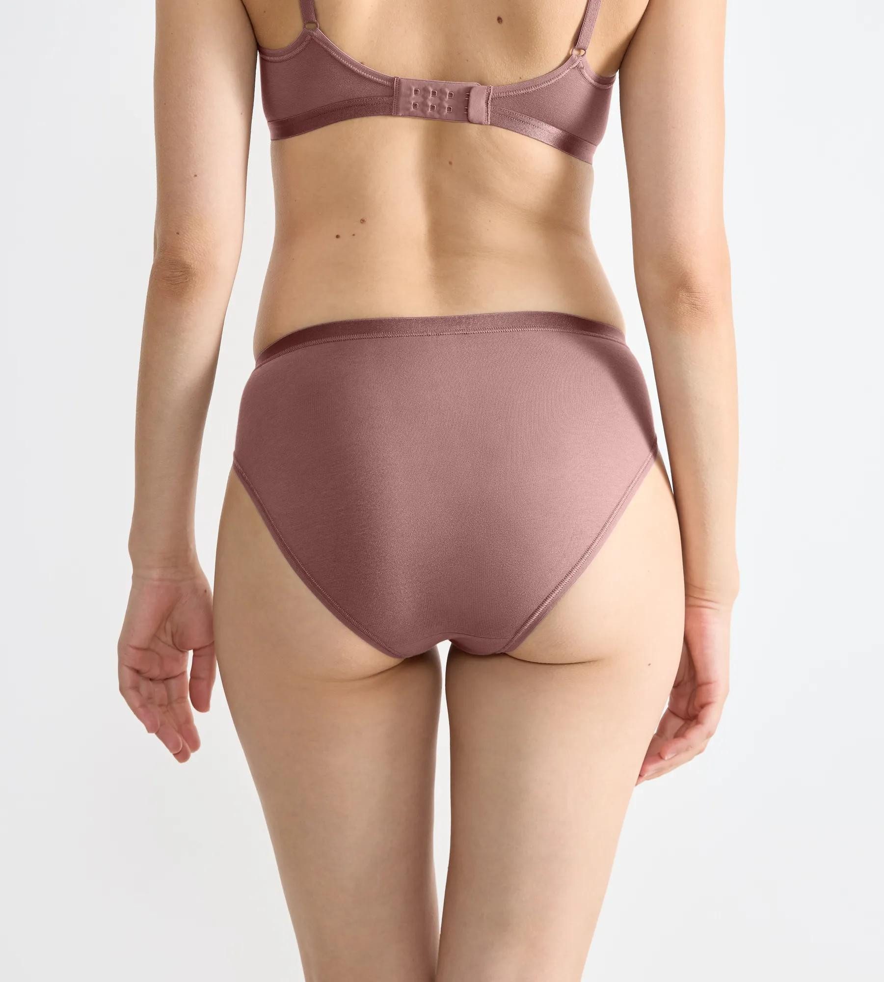 sloggi Tai-Slip GO Daily Cotton (3er Pack) Glanz-Effekt Details, hoher Beinausschnitt, weich, elastisch