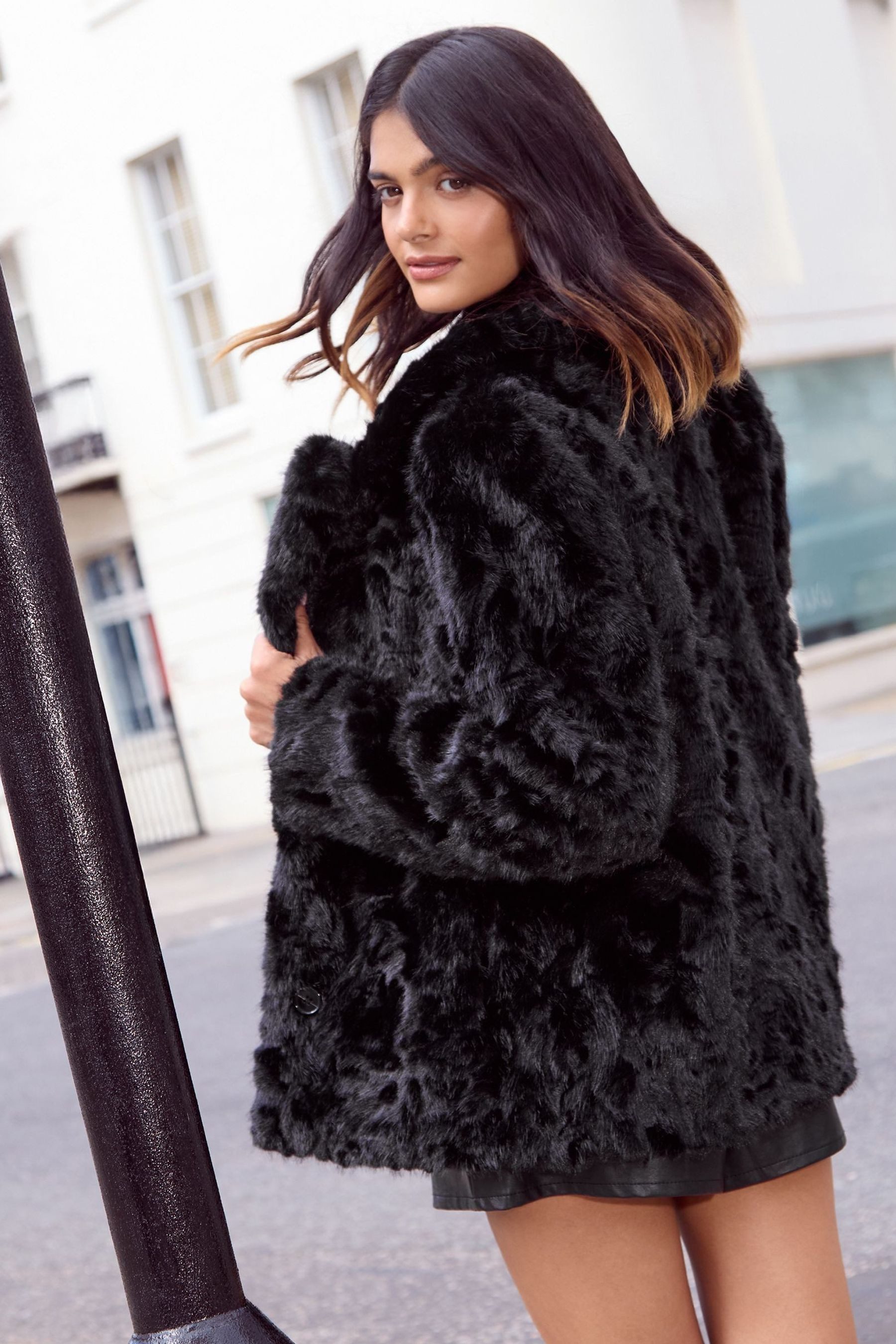 Friends Like These Fellimitatmantel Friends Like These Mantel aus Kunstfell günstig online kaufen