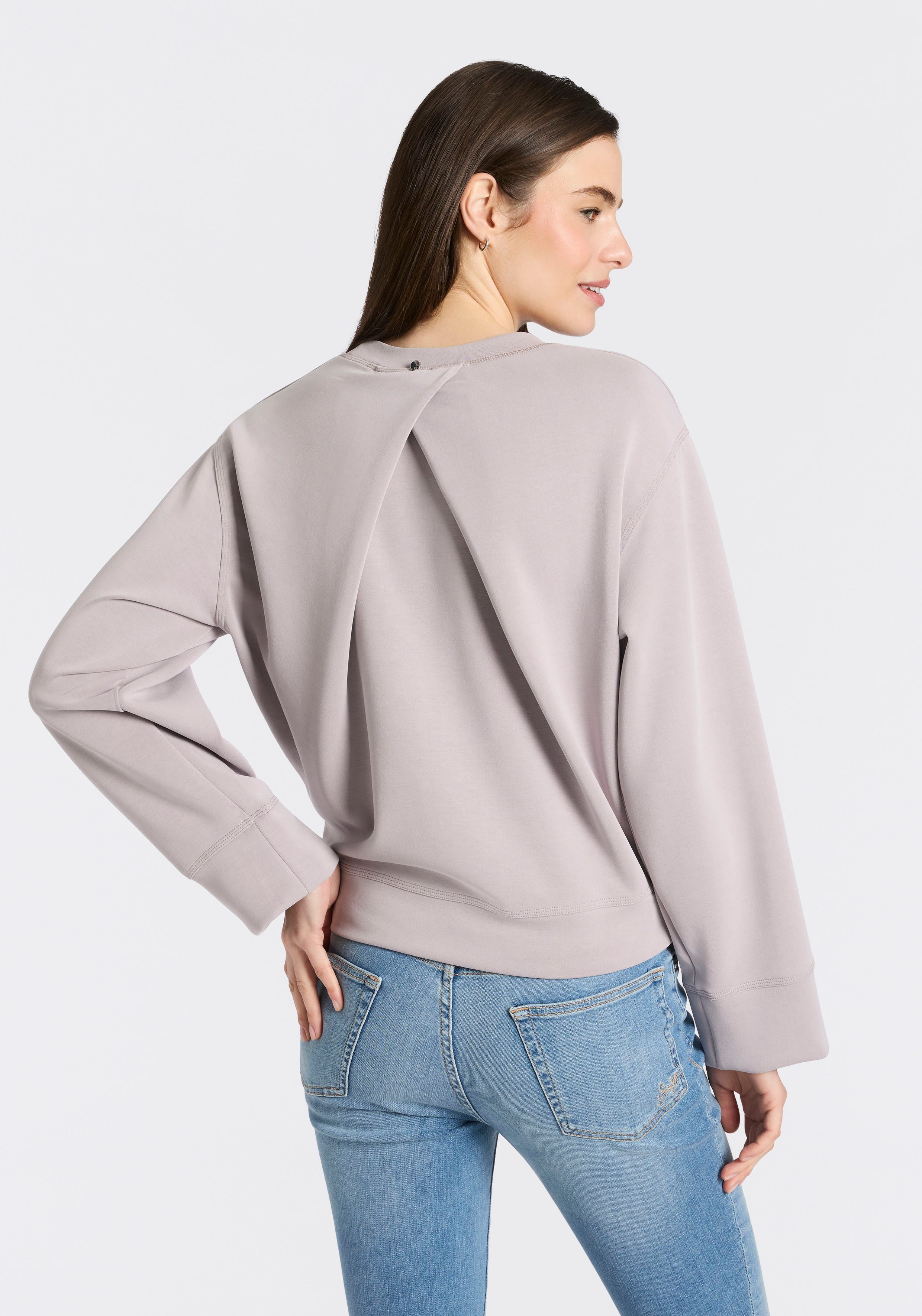 BOSS ORANGE Sweater Exandra Premium Damenmode mit Kellerfalte am Rücken, Relaxed Fit