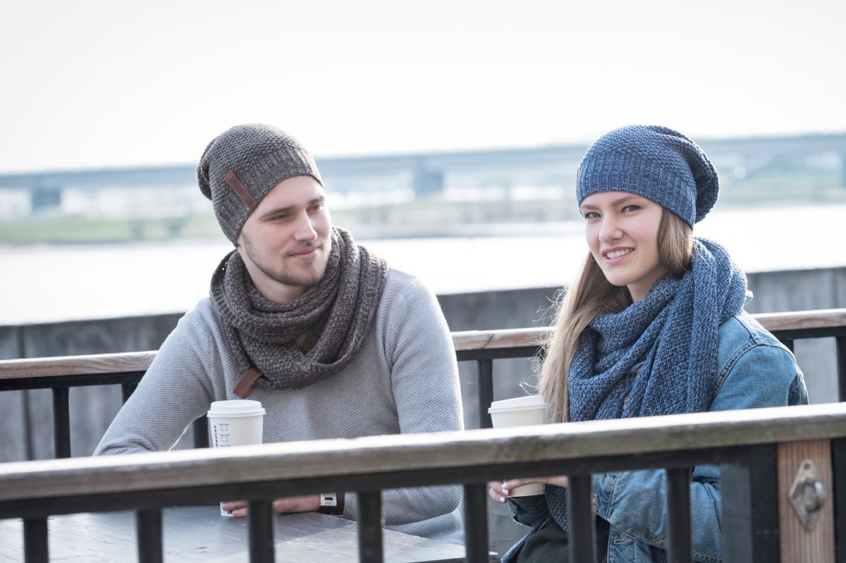 Knit Factory Strickschal Coco Loop Schal Marron, (1-St), Schal Halstuch Dreiecksschal Tuch Strickmode