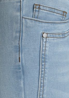 Arizona Skinny-fit-Jeans mit Keileinsätzen Low Waist