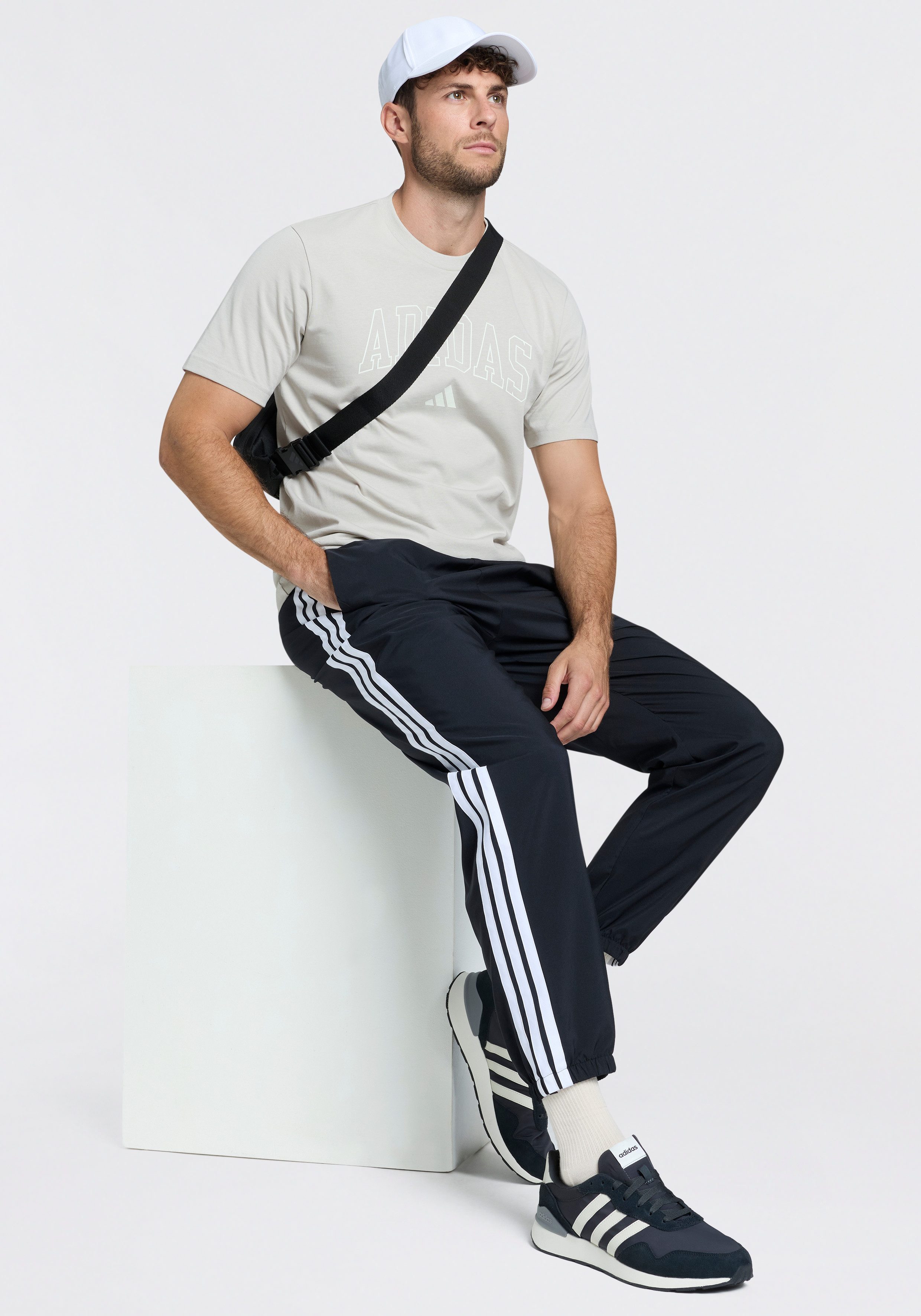 Zum Outfit 10
