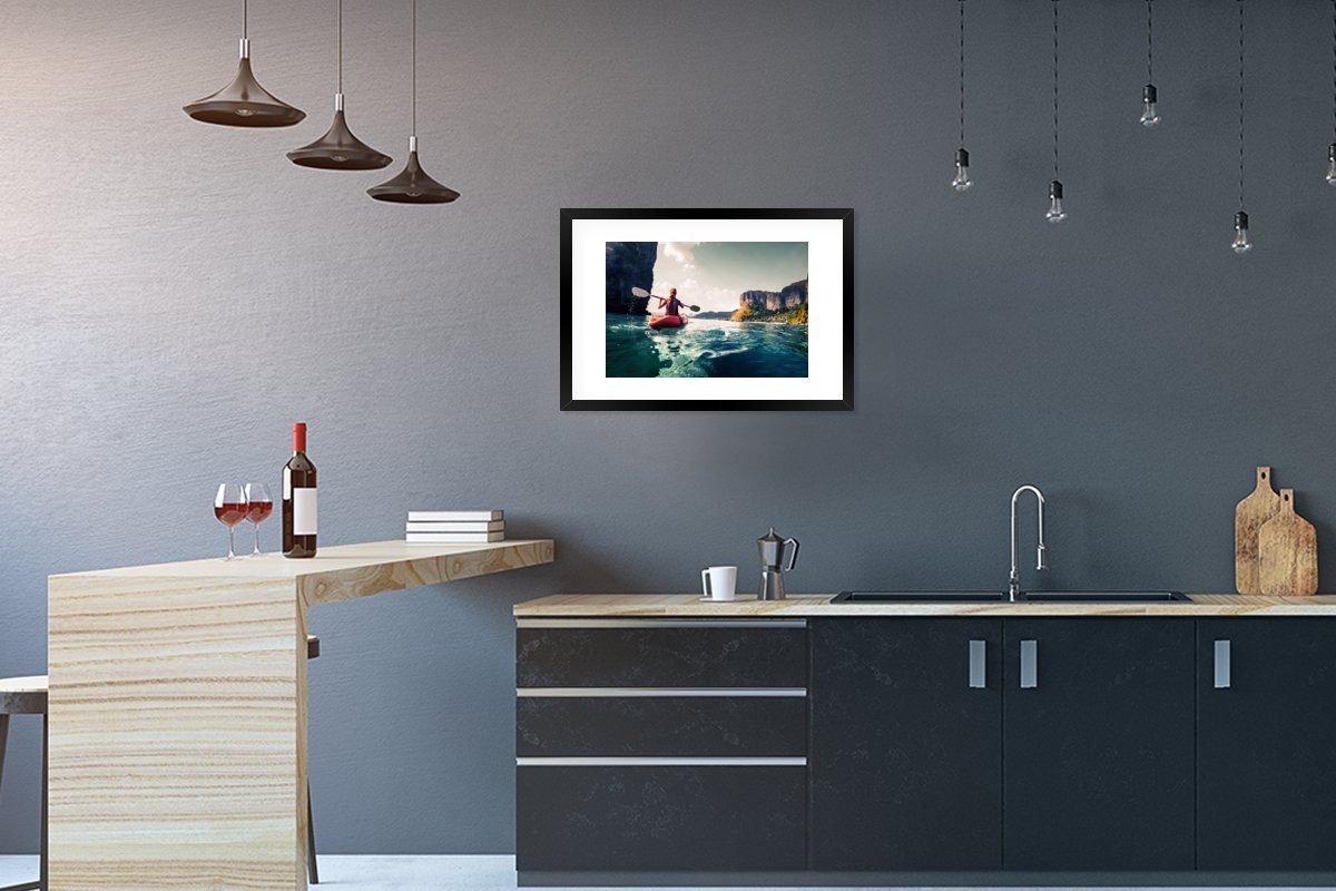 MuchoWow Poster Kajak - Meer - Strand, (1 St), mit Rahmen, Kunstdruck, Gerahmtes Poster, Schwarzem Bilderrahmen