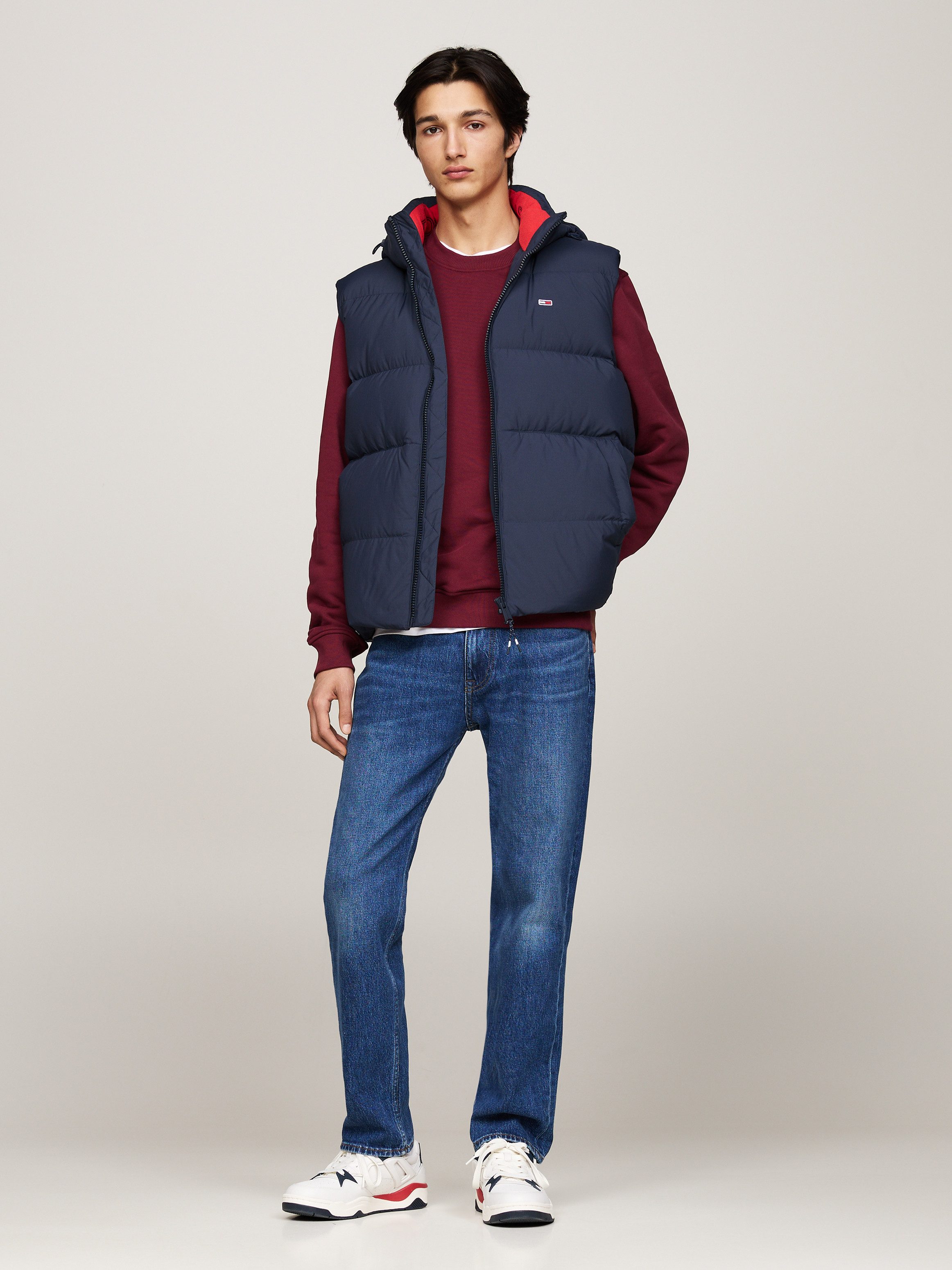 Tommy Jeans Steppweste TJM ESSENTIAL DOWN VEST EXT abnehmbare Kapuze mit Kordelzug
