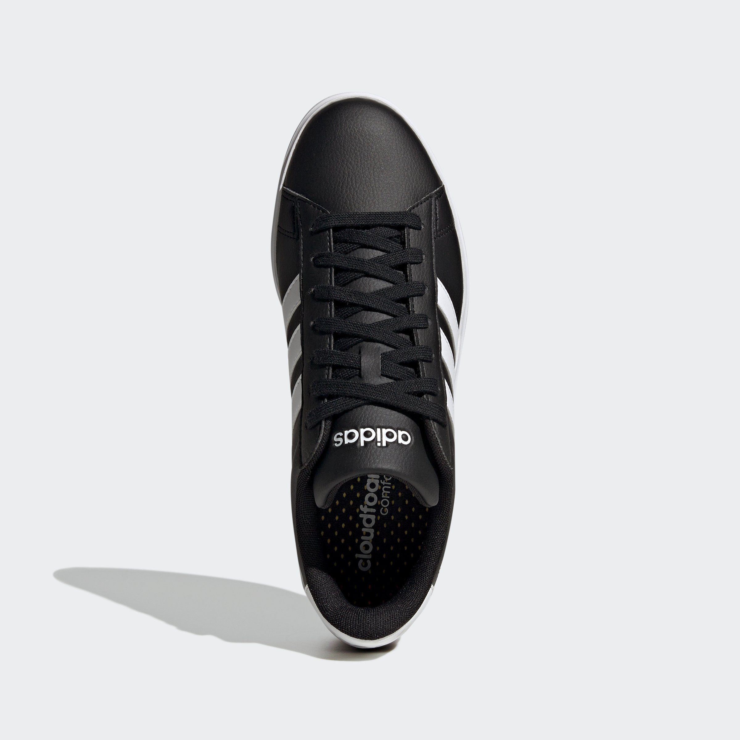 / Spuren GRAND Superstar auf / adidas CLOUDFOAM Cloud Design den Black COMFORT COURT des Core Black White adidas Sneaker Core Sportswear