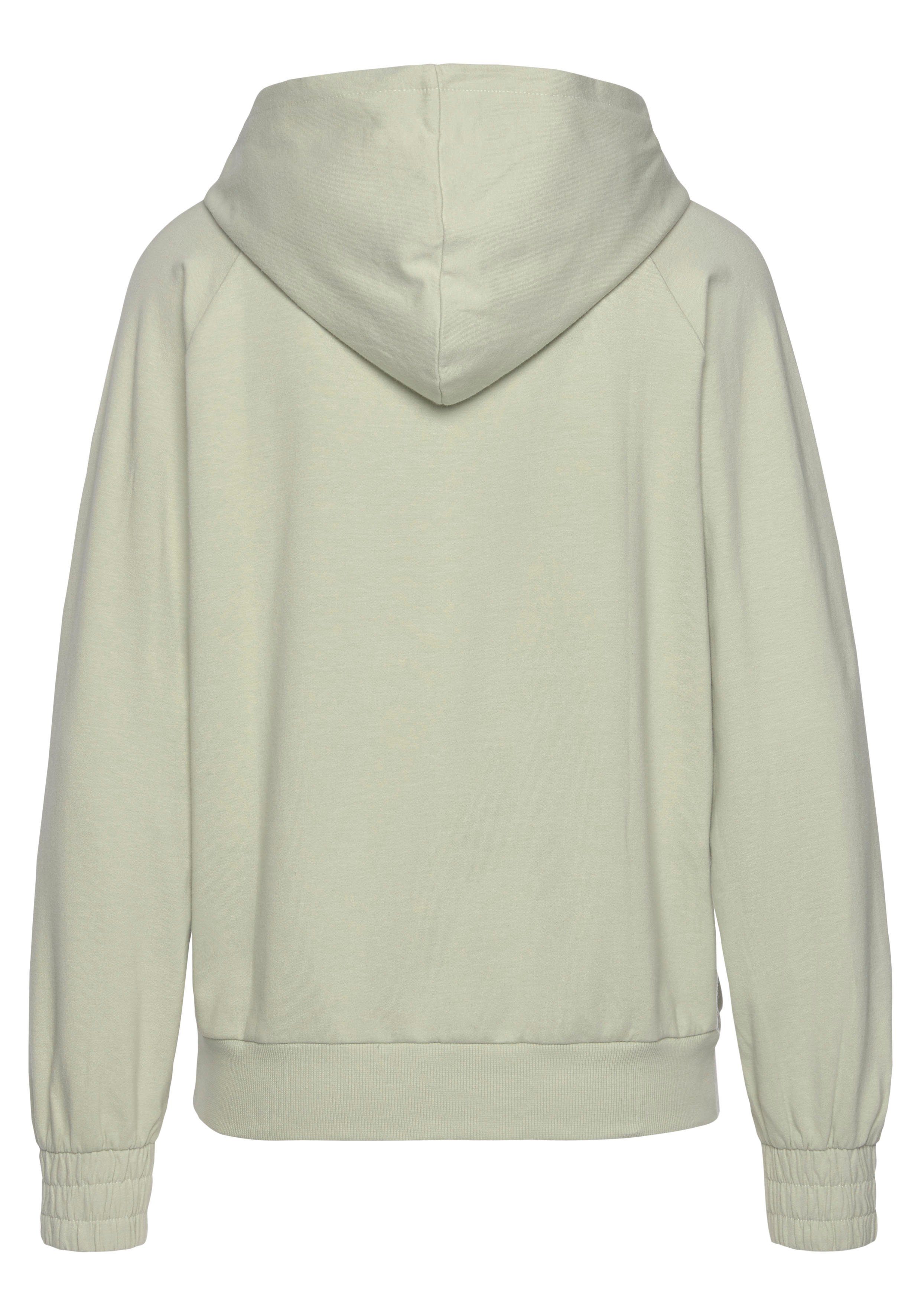 Bench. Loungewear Kapuzensweatjacke mit sportlichen Loungeanzug pistazie Teilungsnähten