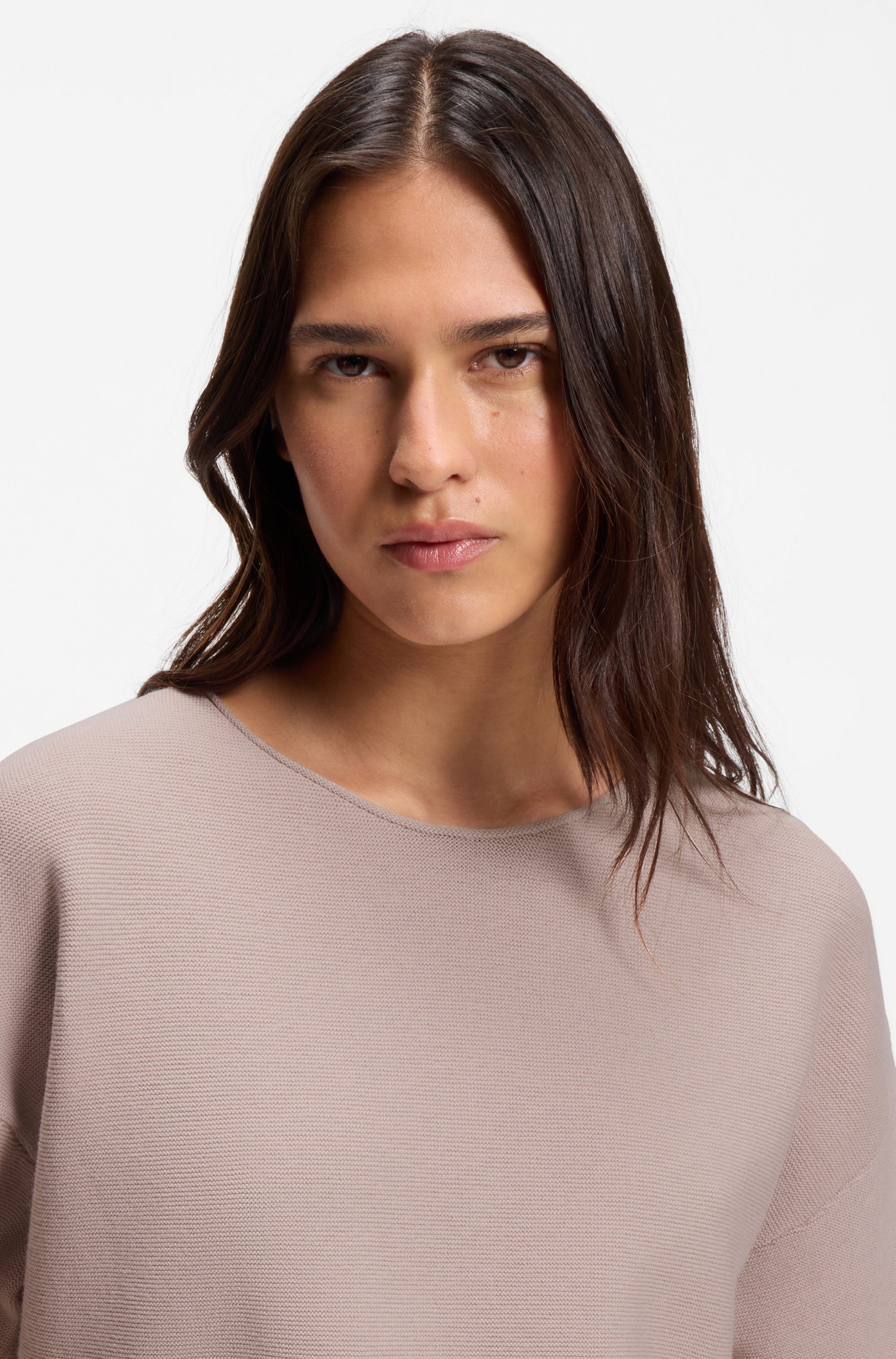BOSS ORANGE Kurzarmpullover Fouetta Premium Damenmode Baumwoll-Woll-Mix, Relaxed Fit