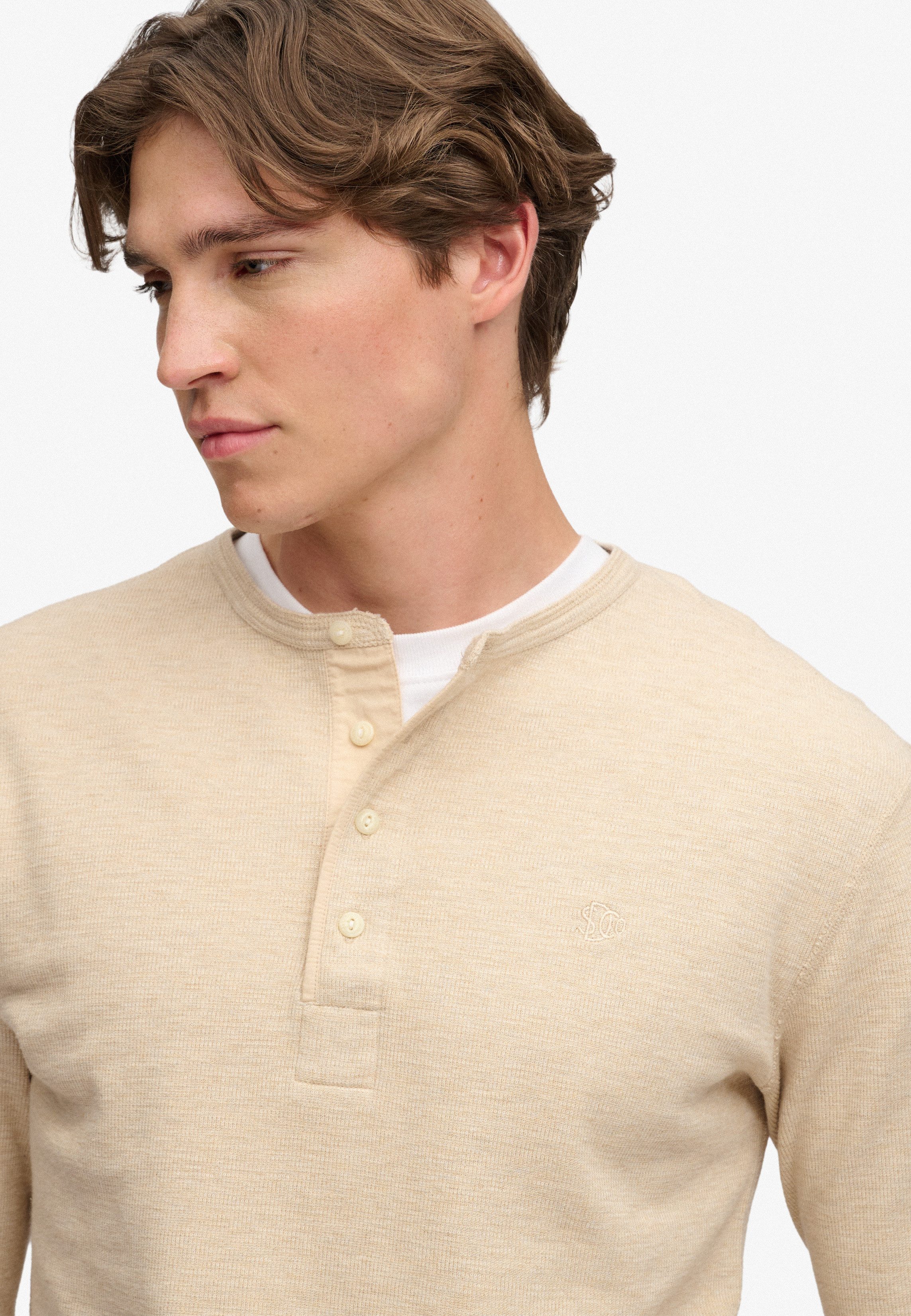 Superdry Langarmshirt MINI SLUB WAFFLE LS GRANDAD lockere Passform, mit Rundhalsausschnitt, aus Baumwolle – Bild 4 von 5