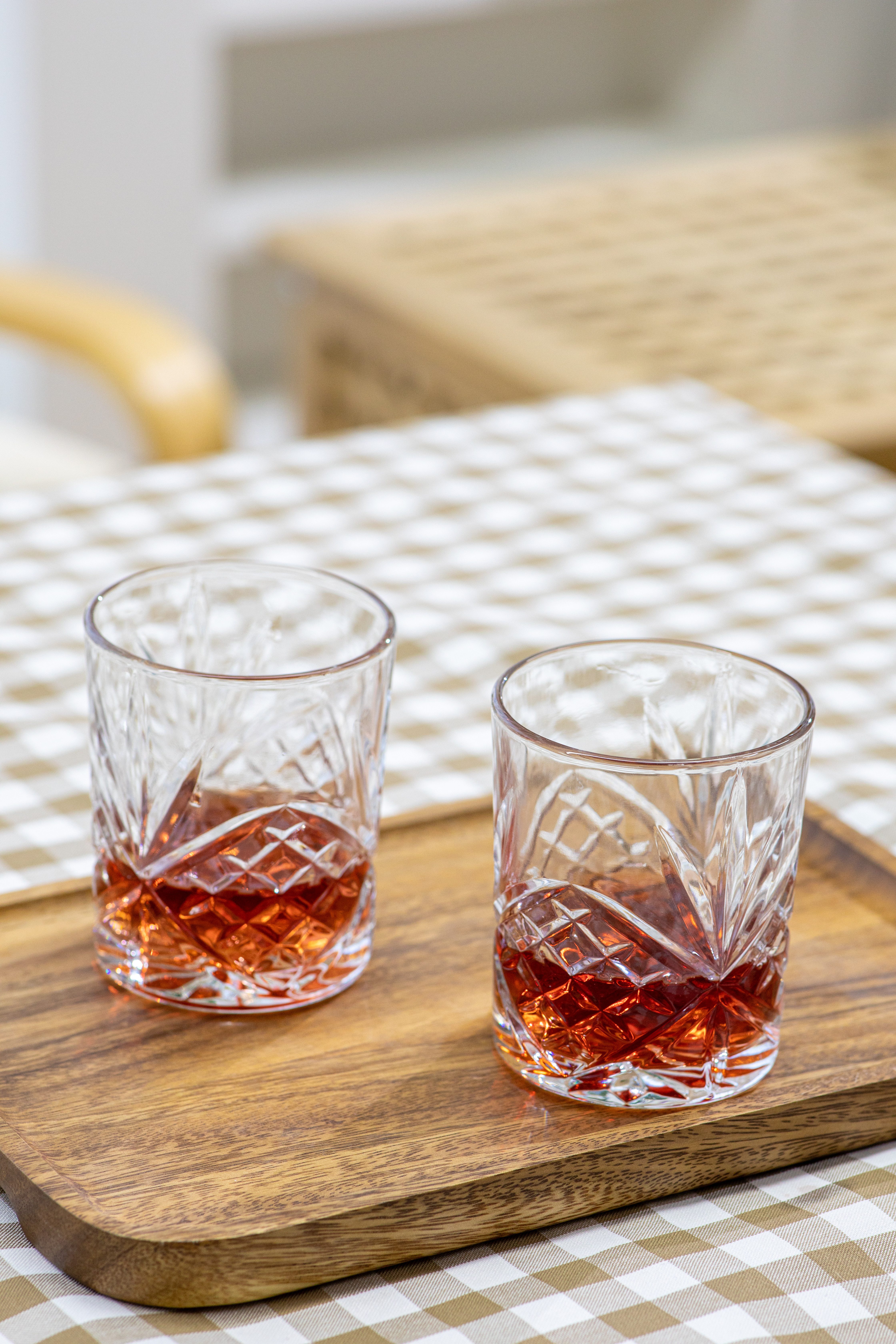 ECHTWERK Whiskyglas Tumbler Set ca. 330ml, 4-tlg., Glas, mit Schliffoptik und Reliefstruktur