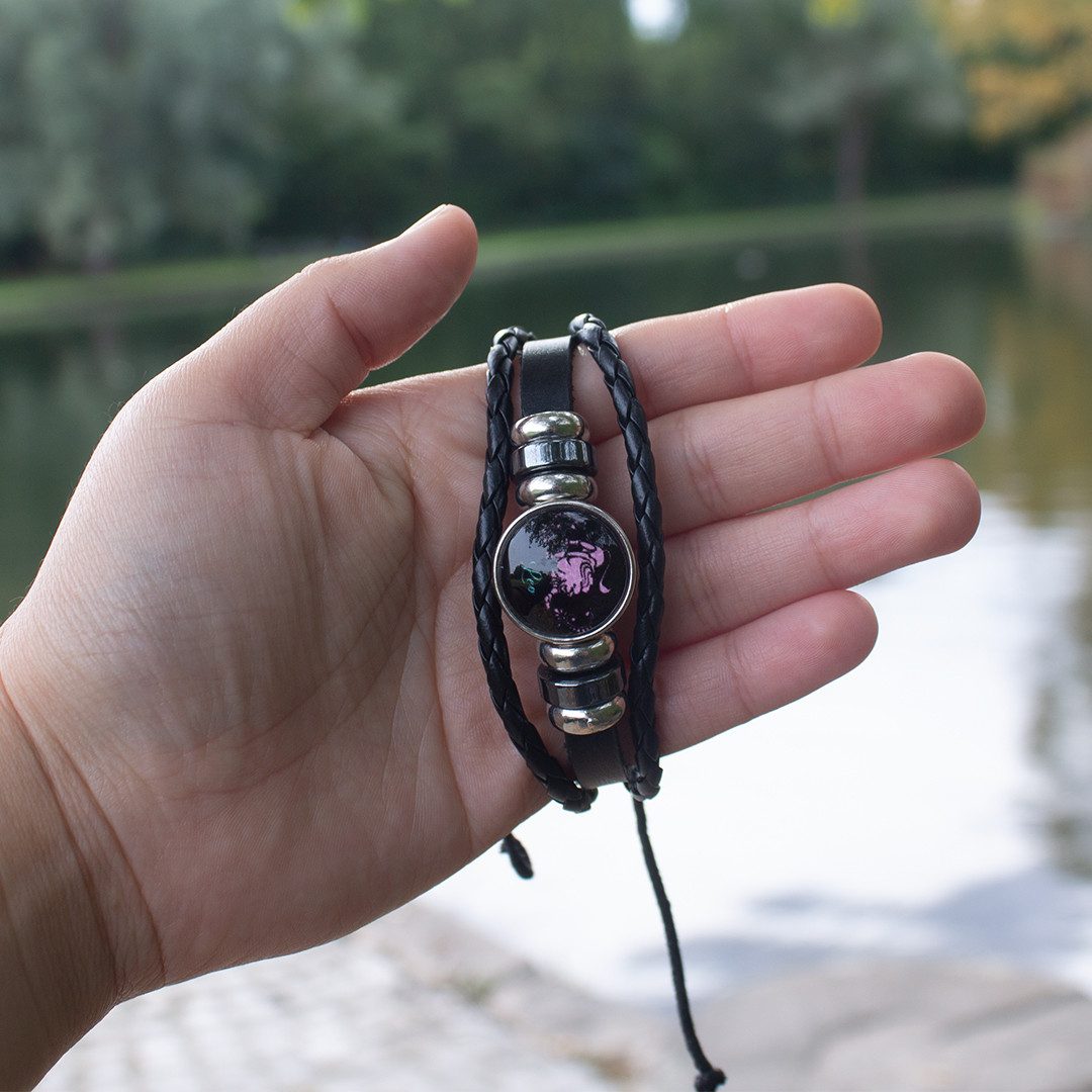 Stelby Armband mit Gravur Armband Sternzeichen Löwe mit 3D Gravur im Glas (Weihnachtsgeschenk, Geburtstagsgeschenk, Valentinstaggeschenk, modern, minimalistisch), langlebig, pflegeleicht, unisex