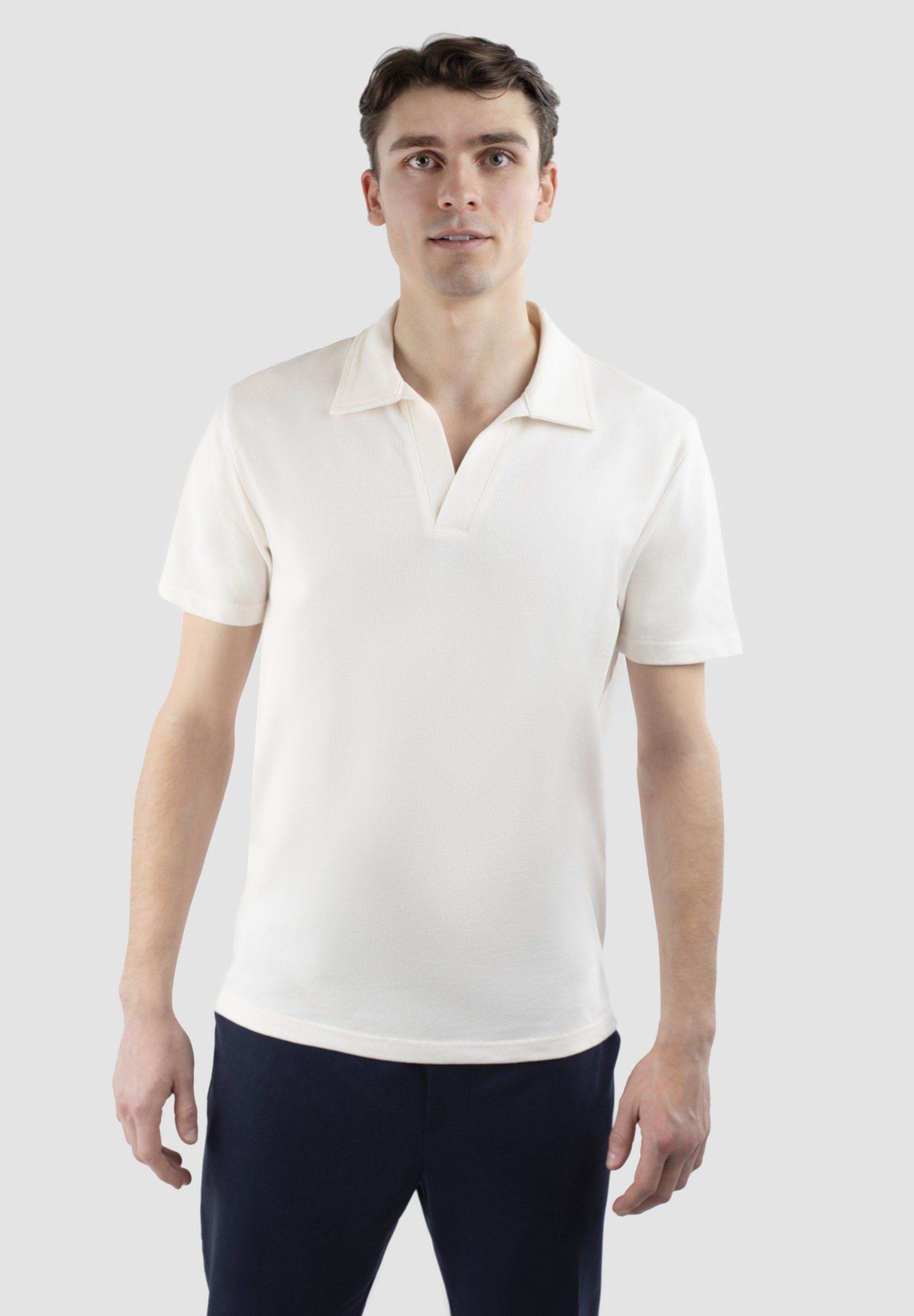 Ciszere Poloshirt Nelson Polo shirt with open collar. off-white