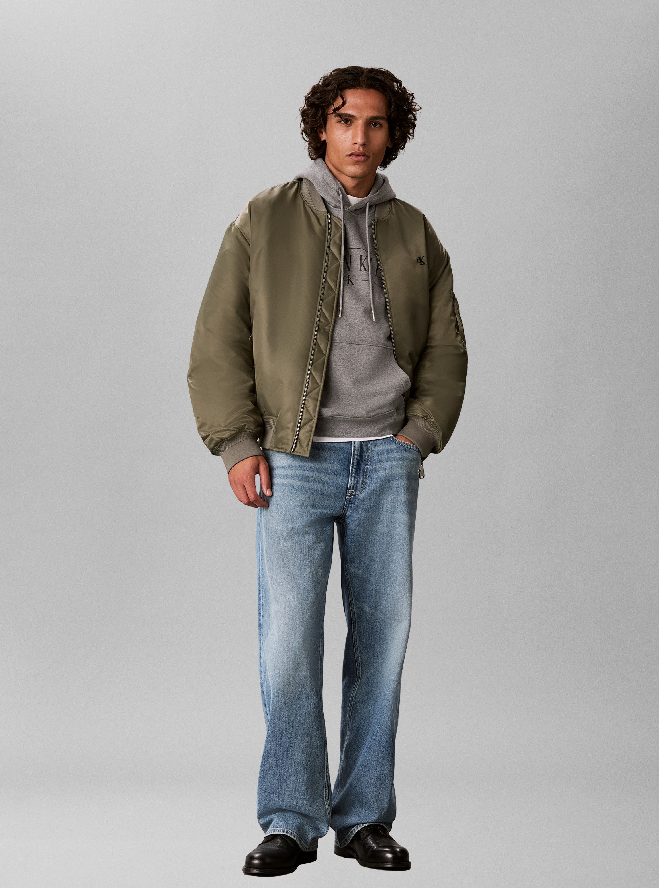 Calvin Klein Jeans Kapuzensweatshirt Regular fit mit Kapuze – Bild 4 von 5