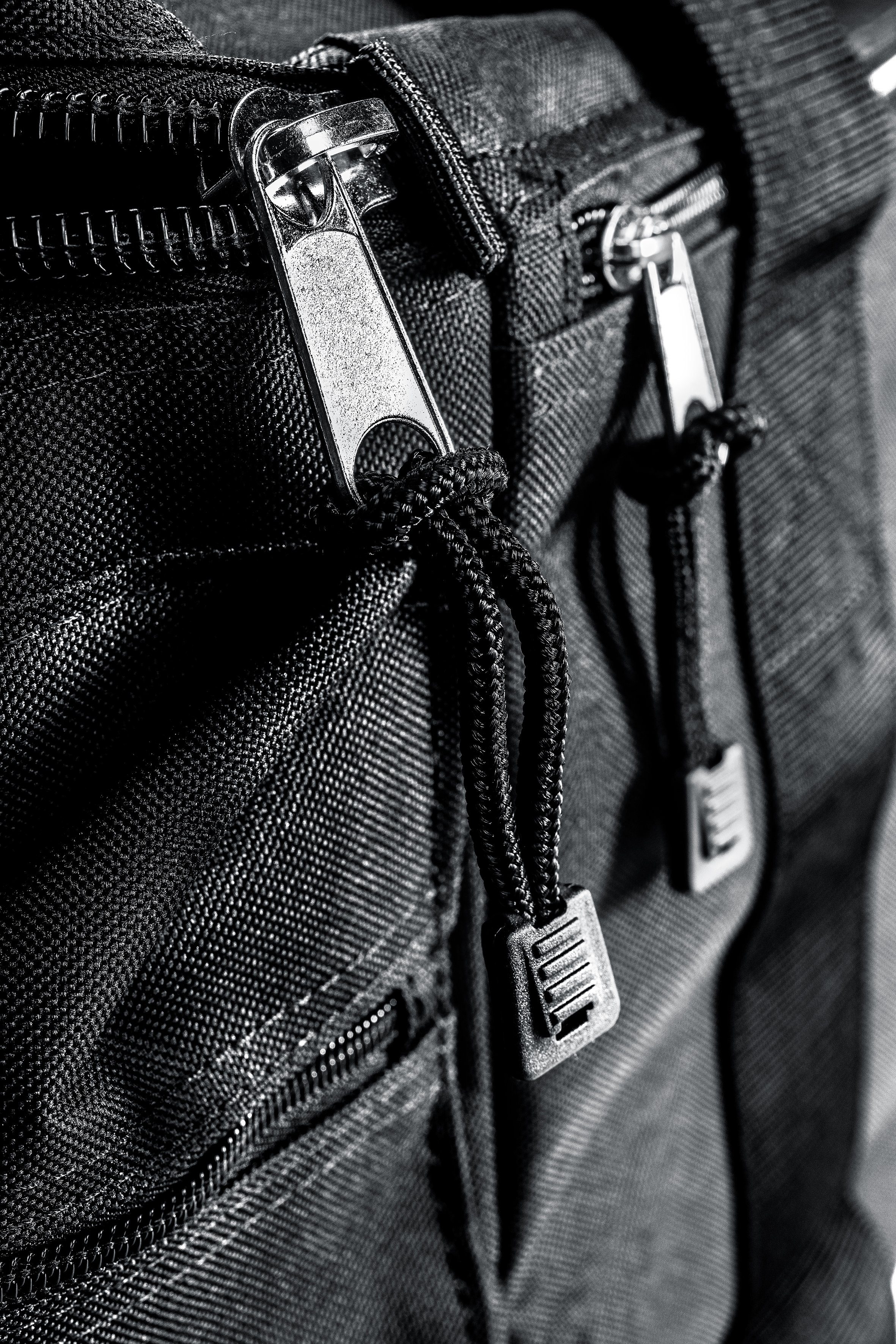 HIIERO Sporttasche HIIERO® Einsatztasche Tasche Hunterbag Security Bag 1210 günstig online kaufen