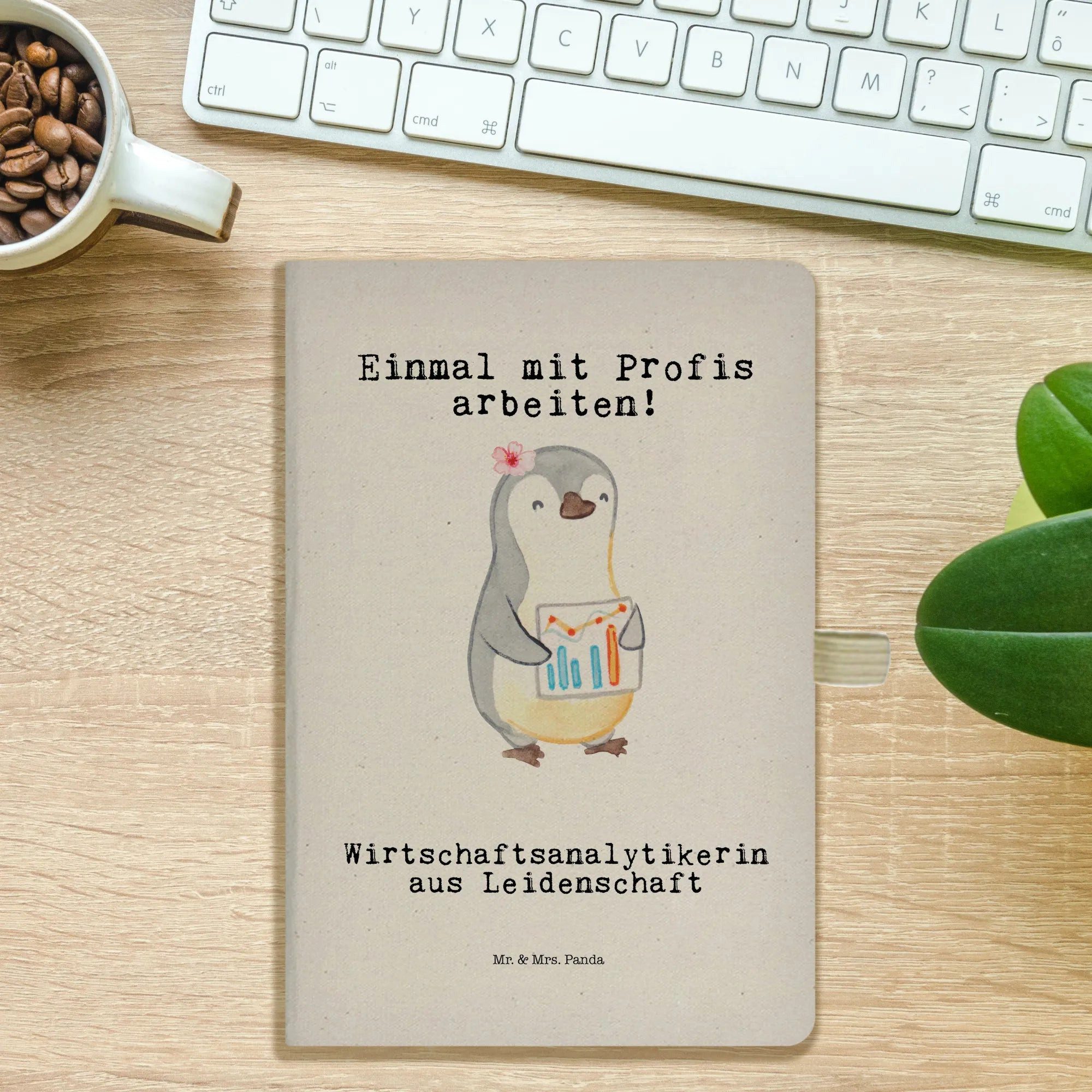 Thumbnail - Mr. & Mrs. Panda Notizbuch Wirtschaftsanalytikerin Leidenschaft - Transparent - Geschenk, A5 Not Mr. & Mrs. Panda, Kreat...