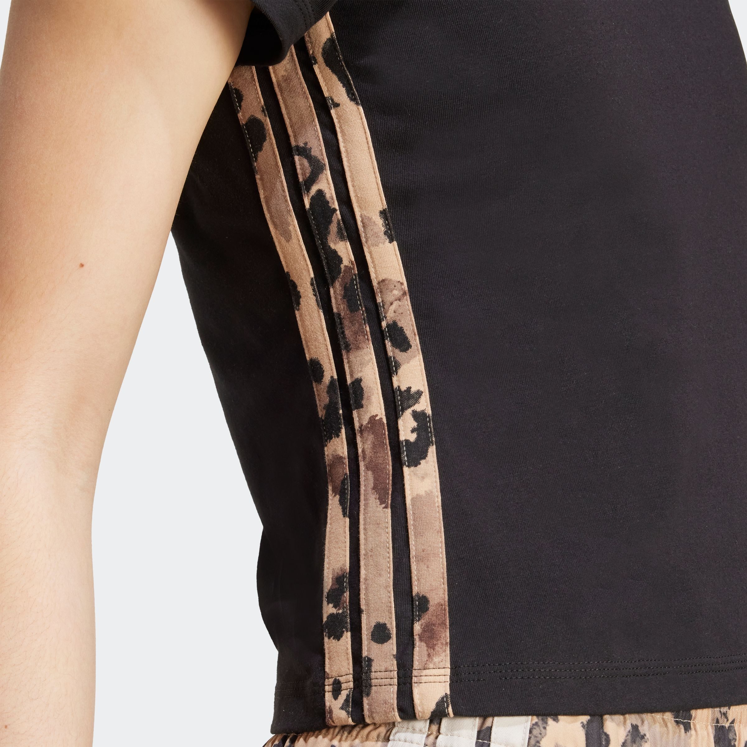 Black / Multicolor / Warm Sandstone
