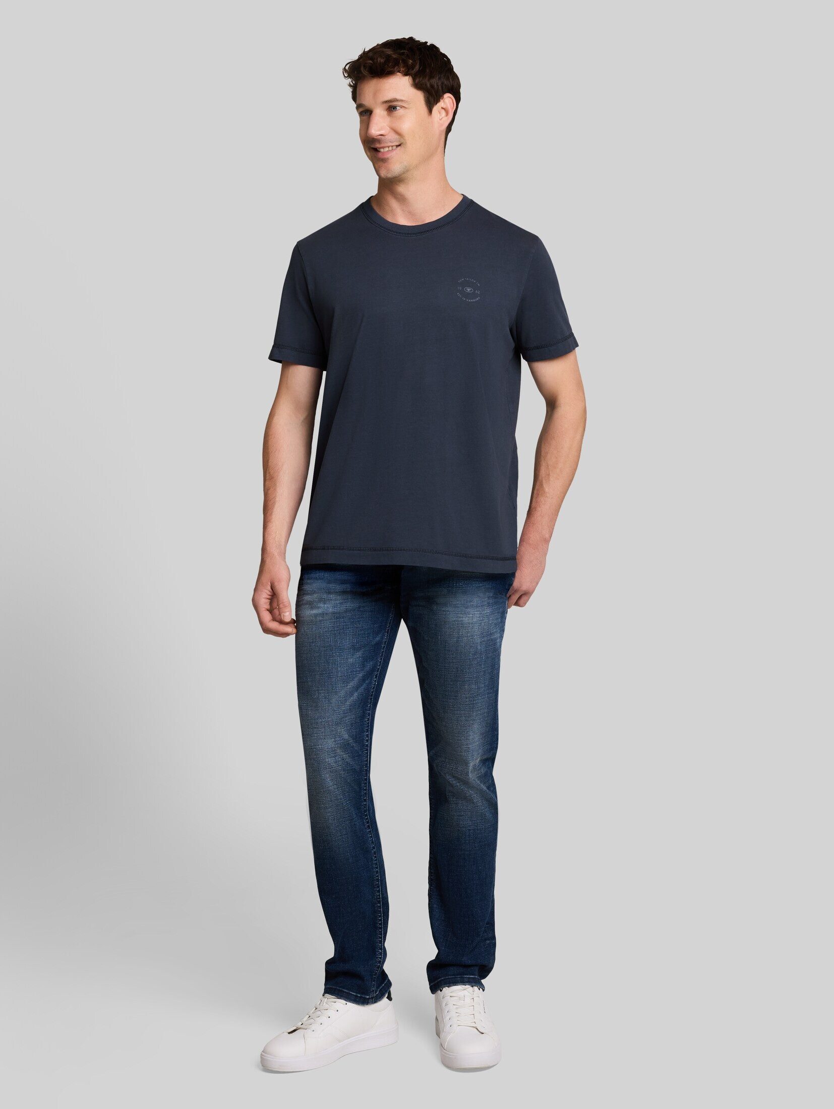 TOM TAILOR T-Shirt T-Shirt (im Einserpack) T-Shirt mit Logo-Print – Bild 5 von 5