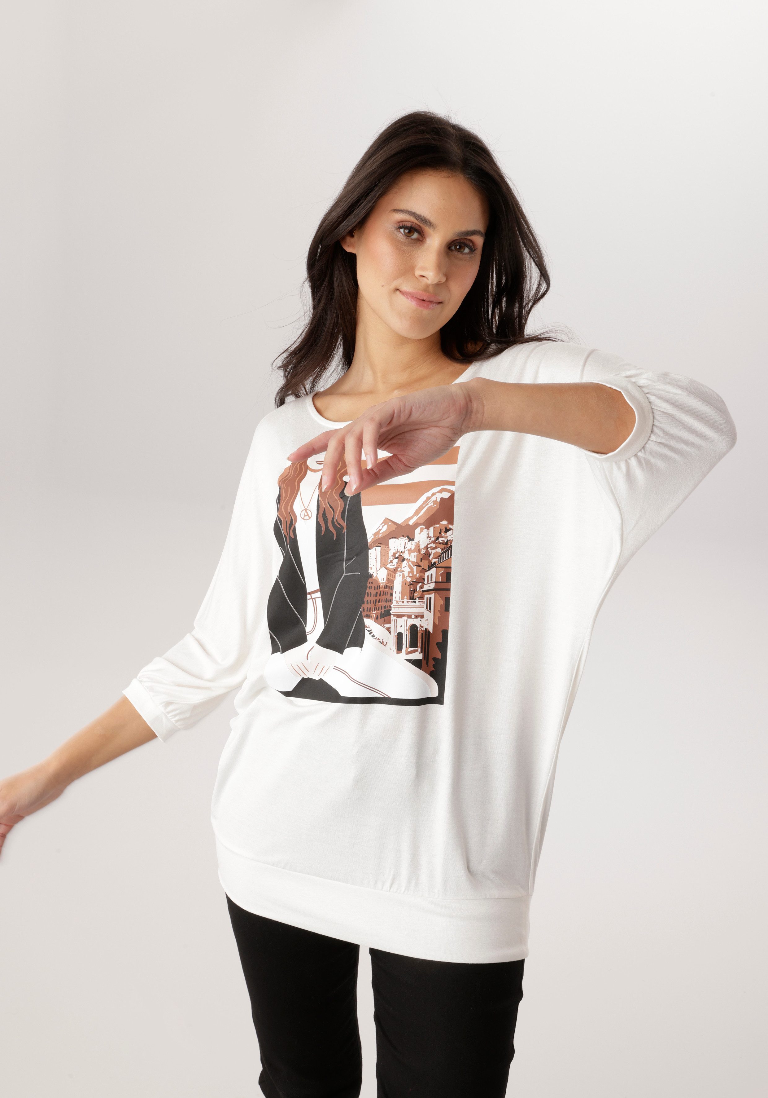 Aniston SELECTED Fledermausshirt mit flächendeckendem, femininen Frontmotiv - NEUE KOLLEKTION. € 29,99, (€ 29,99 pro 1 Stk).