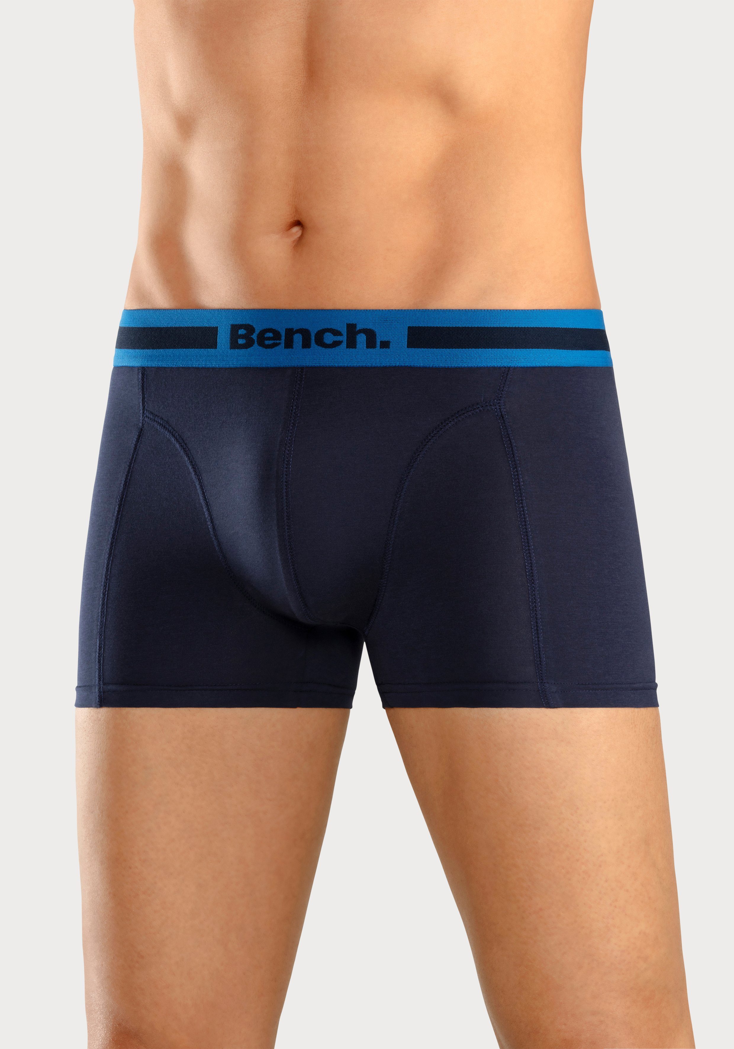 Bench. Boxer Boxershorts für Herren (Packung, 4-St) Unterhosen mit Overlock-Nähten vorn – Bild 3 von 5