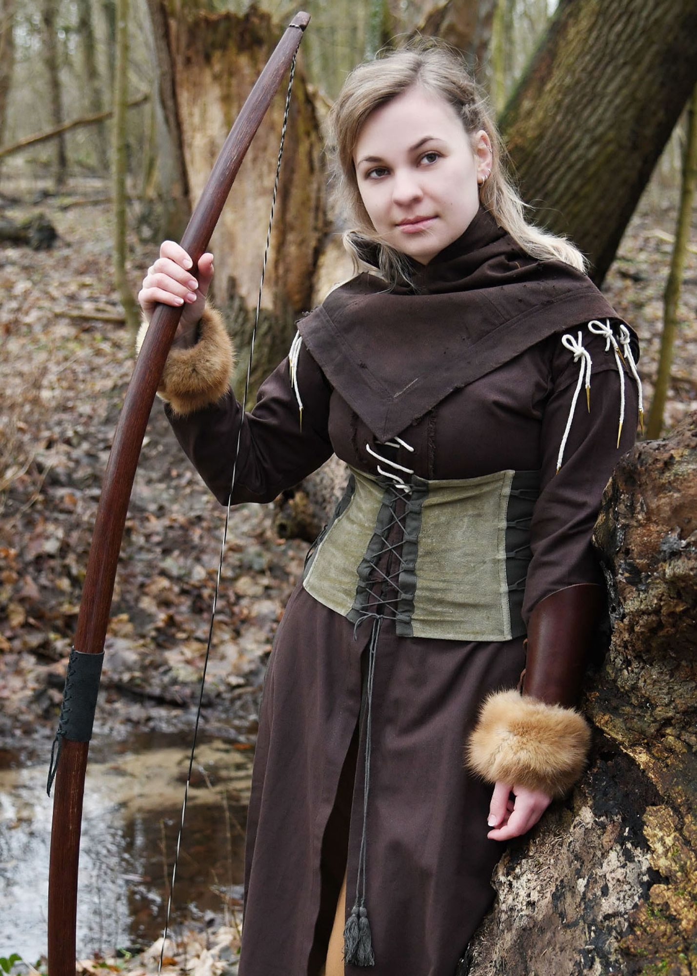 Battle Merchant Kostüm Mittelalter Corsage Anik aus Samt, grün, Gr. M
