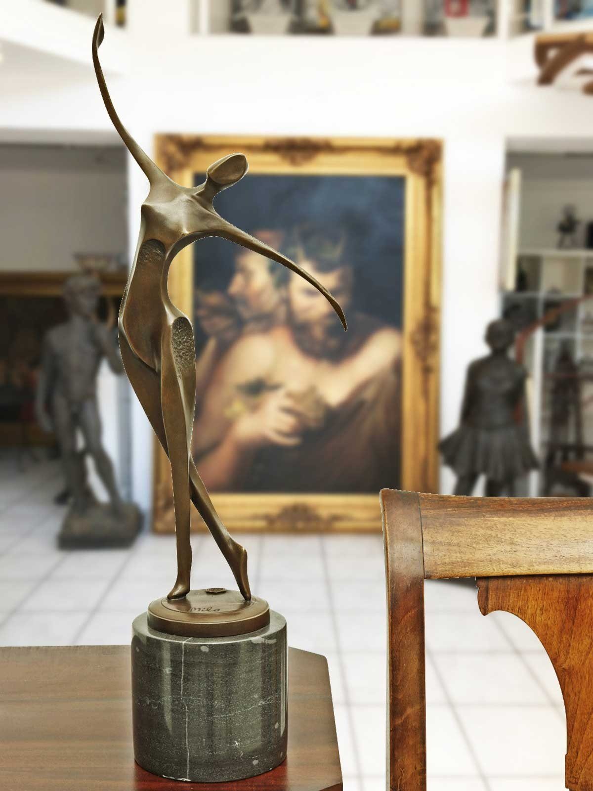 Antik-Stil Skulptur Figur Bronzeskulptur 53cm Bronze im Frau Statue Tänzerin Aubaho
