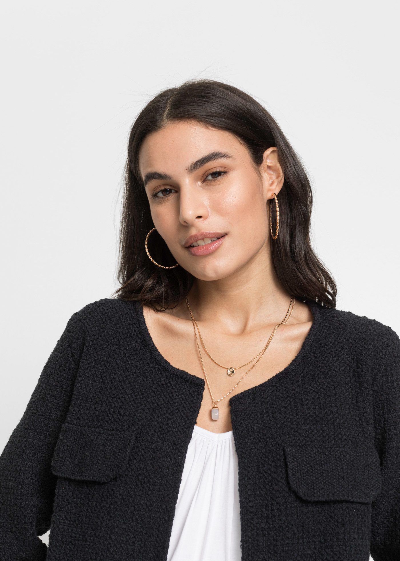 bonprix Strickjacke Loose fit, mit Bouclégarn, femininer Stil