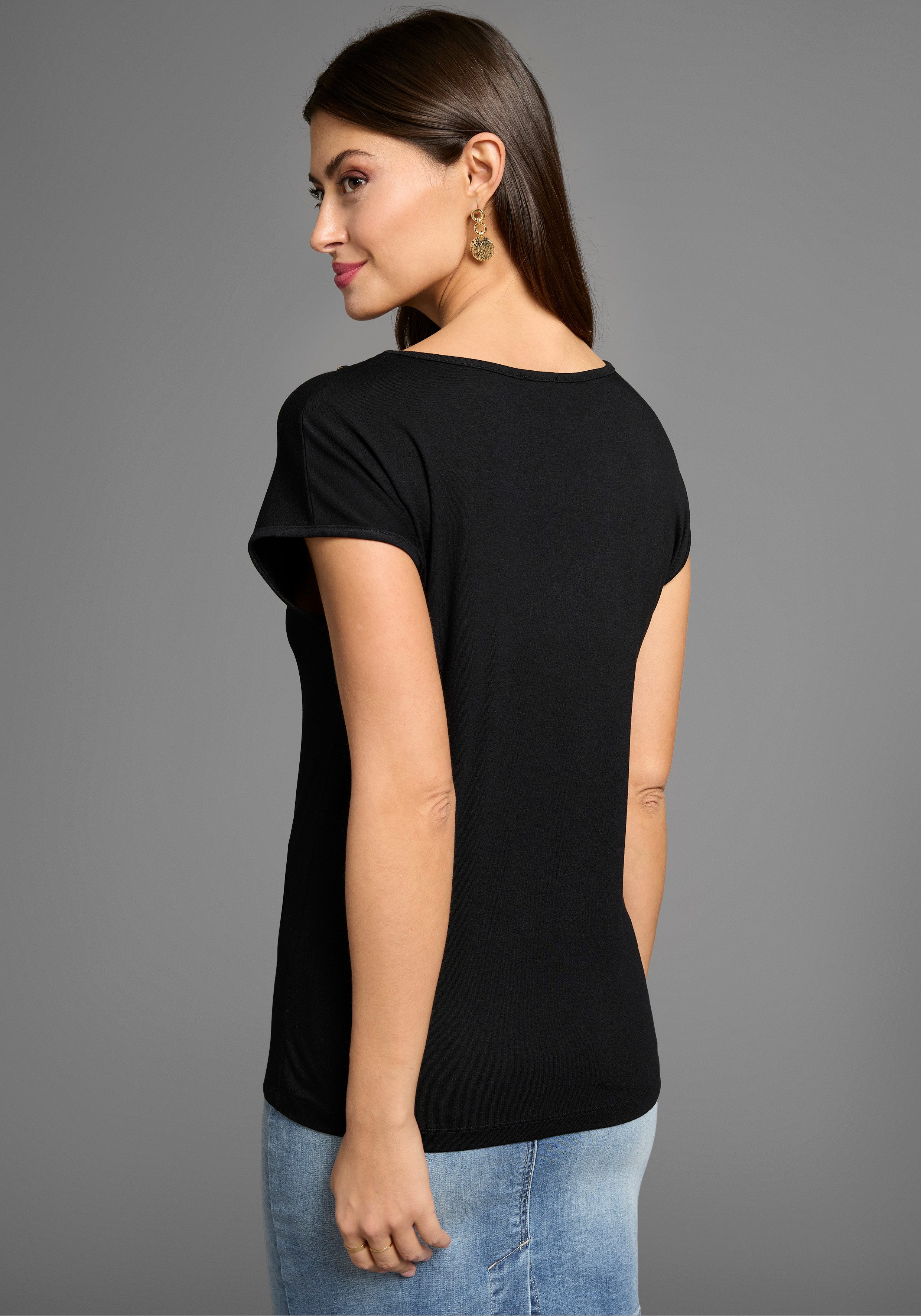 Laura Scott Rundhalsshirt mit goldfarbener Zierkette günstig online kaufen