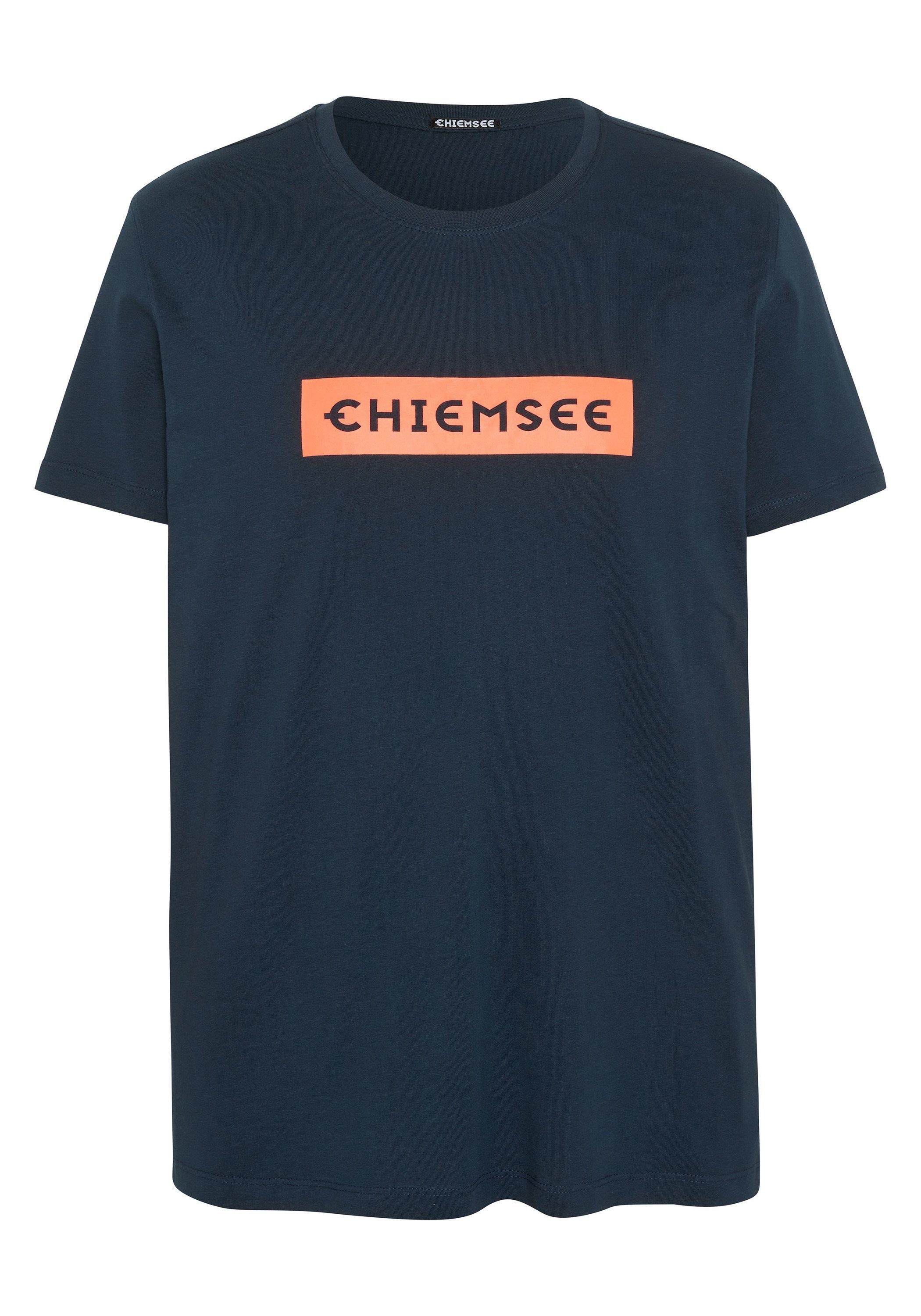 Print-Shirt Chiemsee T-Shirt 1 Eclipse Total Label-Schriftzug mit 19-4010