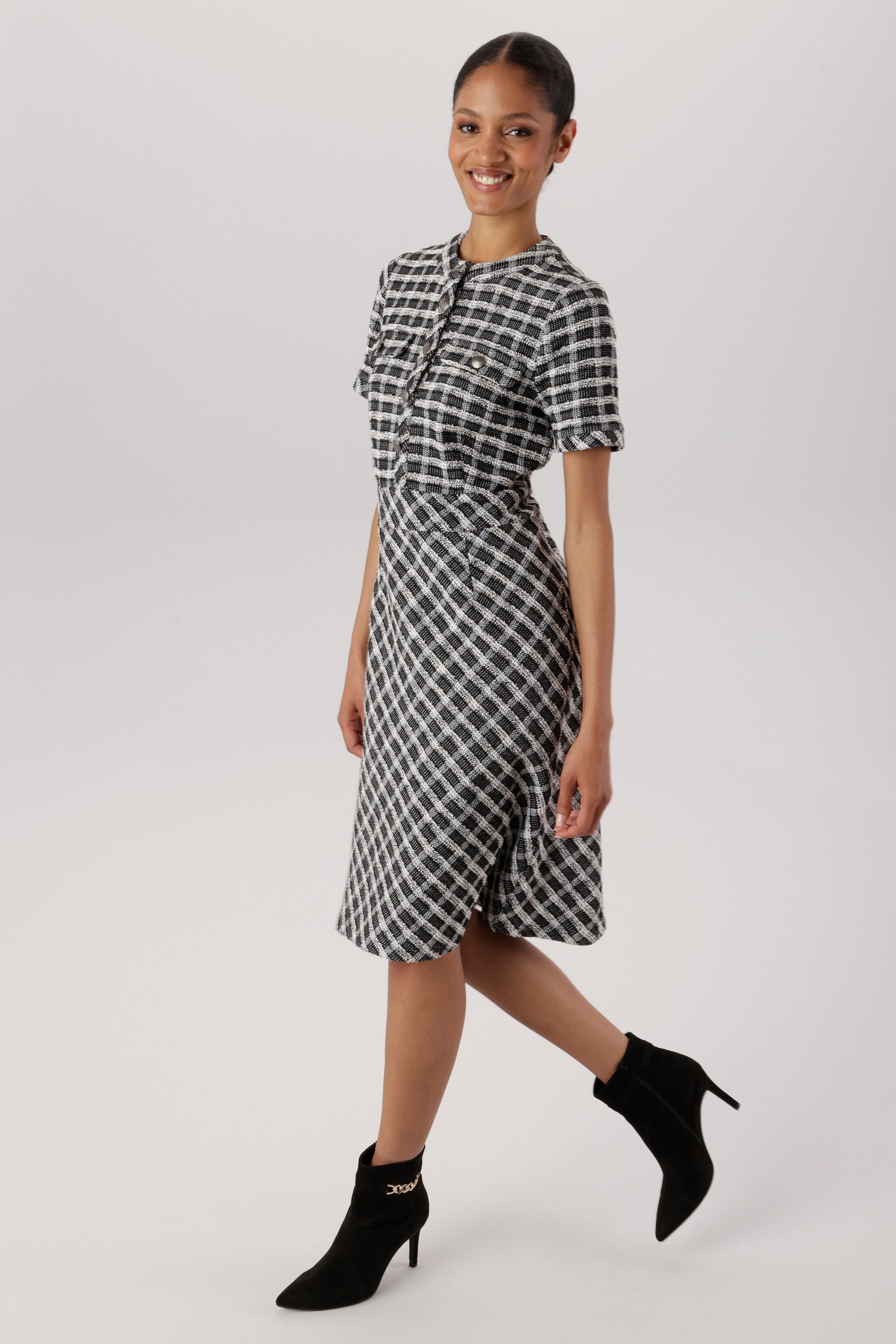 Aniston SELECTED Etuikleid aus Bouclé-Jacquard-Qualität - NEUE KOLLEKTION
