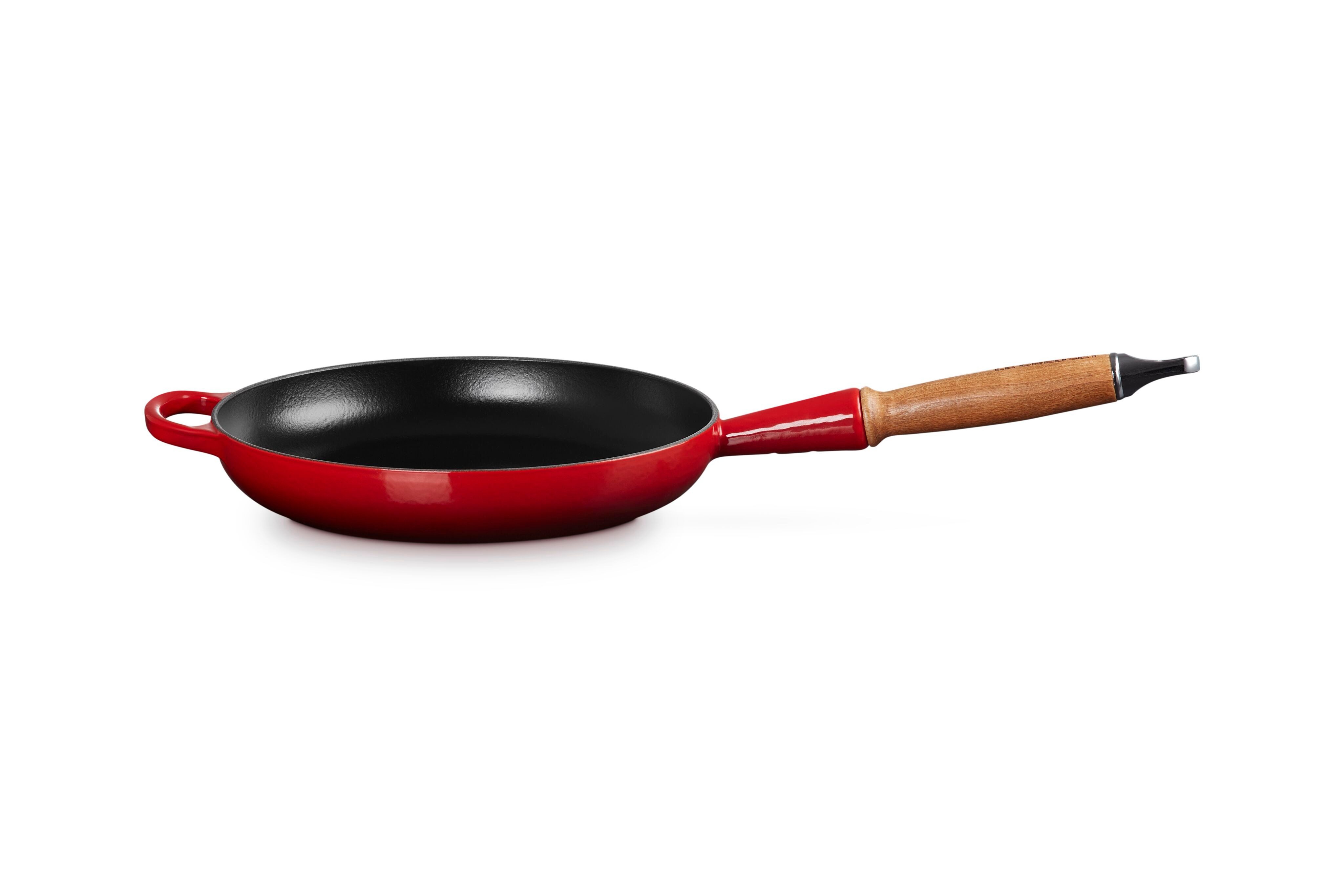 LE CREUSET Bratpfanne Signature Gusseisen mit Holzgriff, Gusseisen, 24cm Kirschrot, 20258240600422