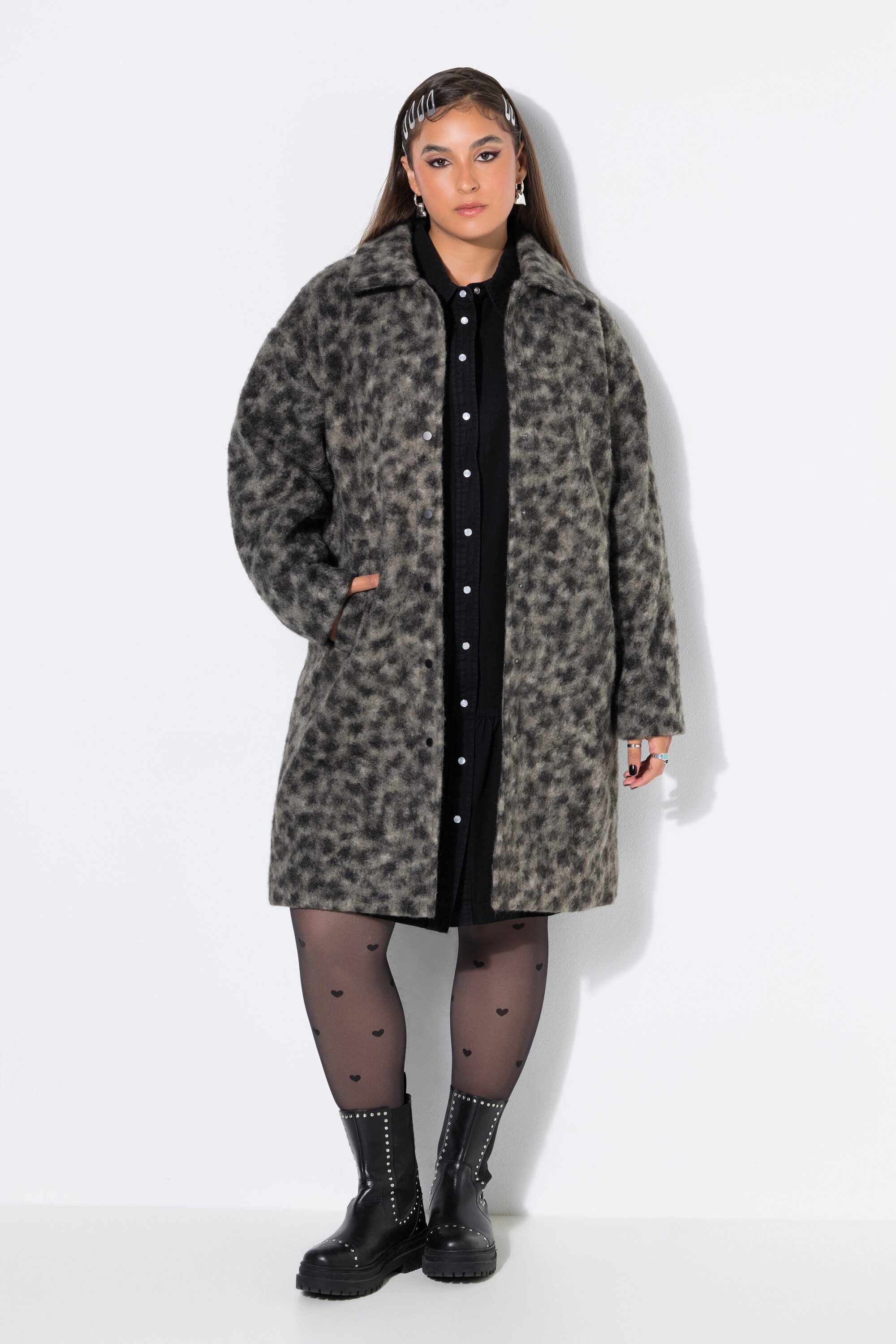 Studio Untold Kurzmantel Teddymantel Loose Shape Leo Hemdkragen