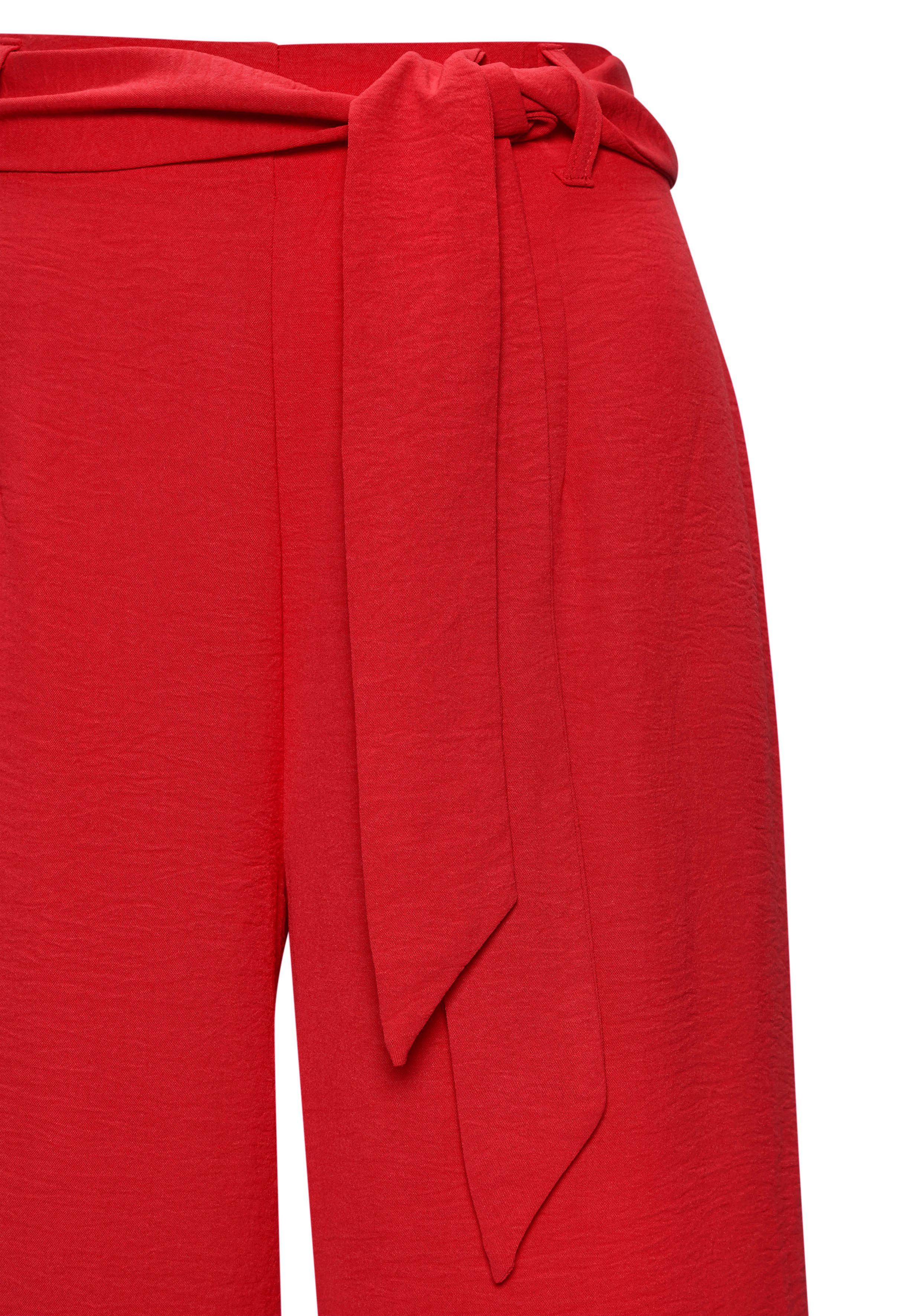 Schlupfhose mit weitem Bein und bequemer Passform