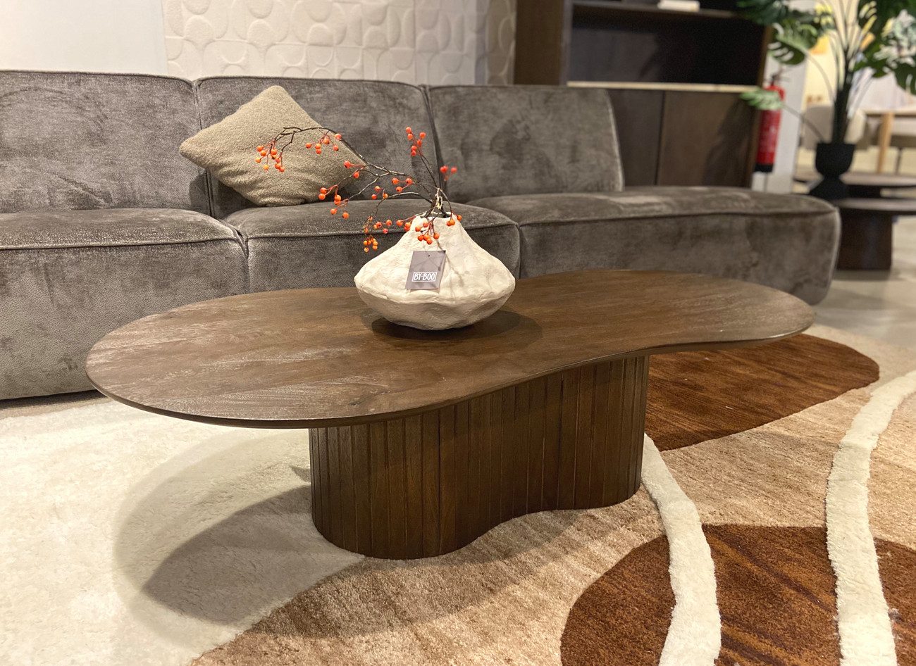 Maison ESTO Couchtisch oval organische Form Mango massiv Holz braun, Länge günstig online kaufen