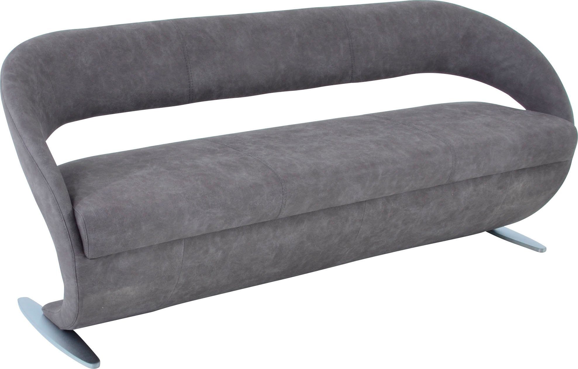 K+W Komfort & Wohnen Polsterbank Wave, in geschwungener Optik mit Metallkufe. Reduzierter Preis € 1.713,52. Unverbindliche Preisempfehlung € 2.299,00