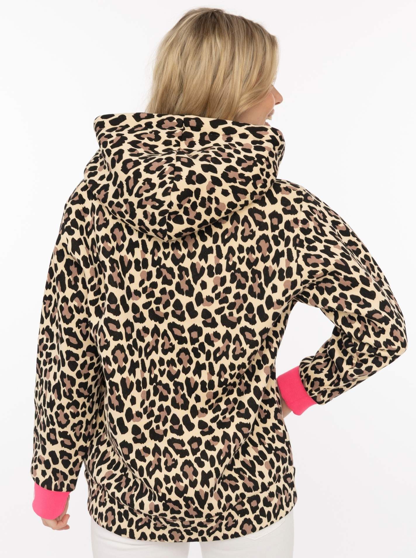 Zwillingsherz Kapuzensweatjacke "WILD WILD" Leomuster, Kapuze mit Kordel, Bündchen mit WILD Print, Zipper – Bild 3 von 5