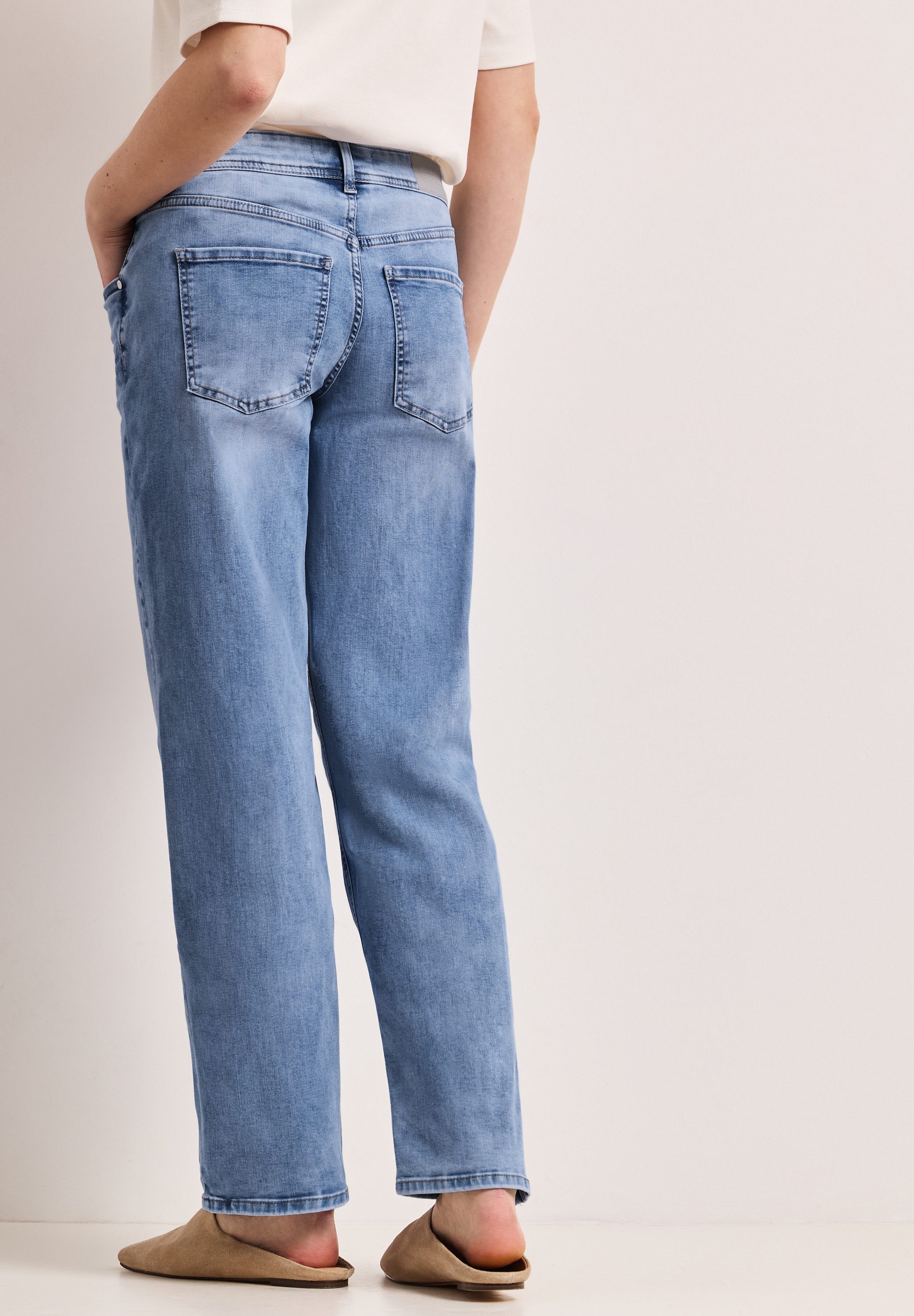 STREET ONE Comfort-fit-Jeans Middle Waist. € 59,99