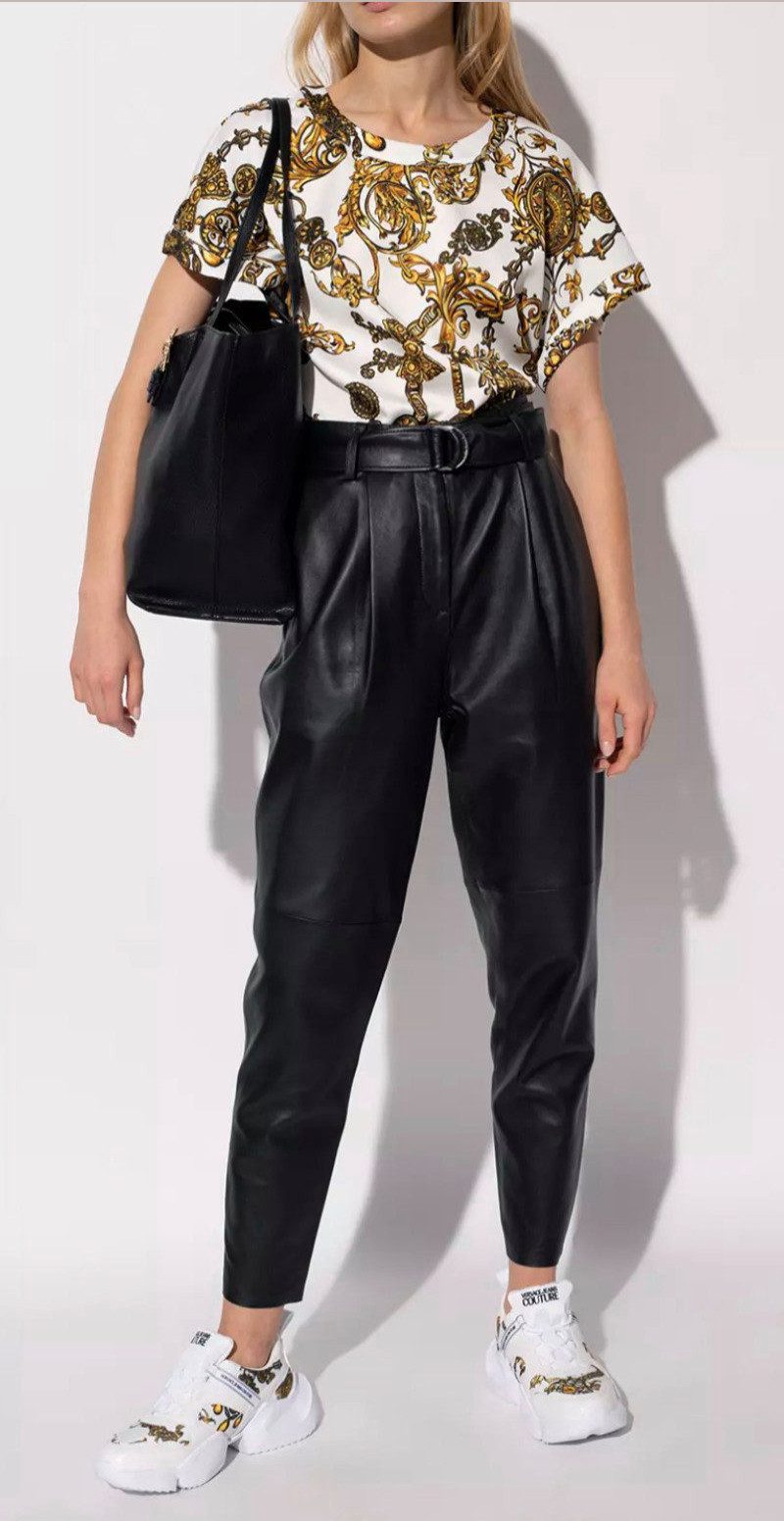 Versace Jeans Couture T-Shirt PATTERNED Barock Bluse goldfarbenen Knopfverschlüssen