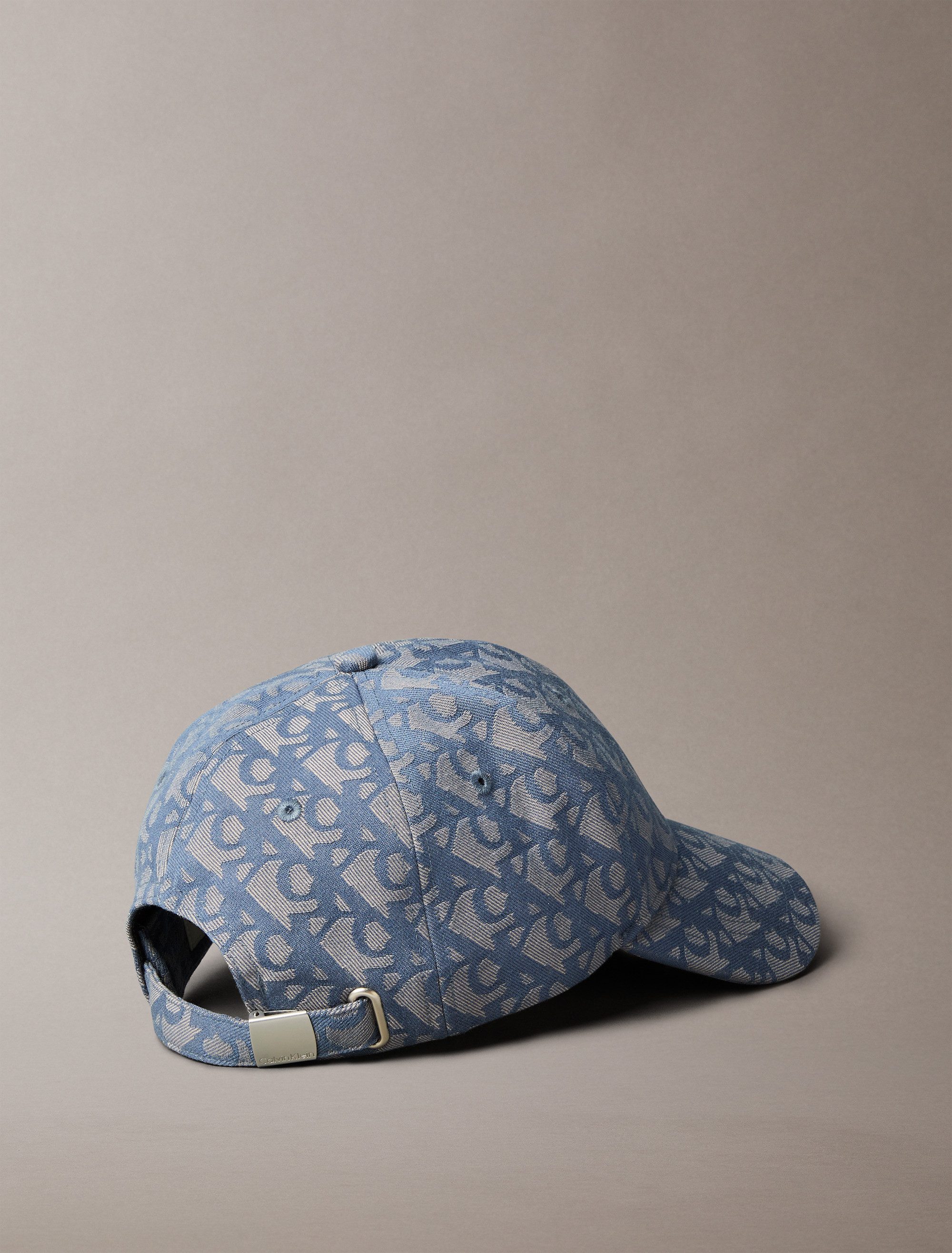 Calvin Klein Jeans Baseball Cap LOGO JACQUARD CAP mit Logo-Jacquardmuster