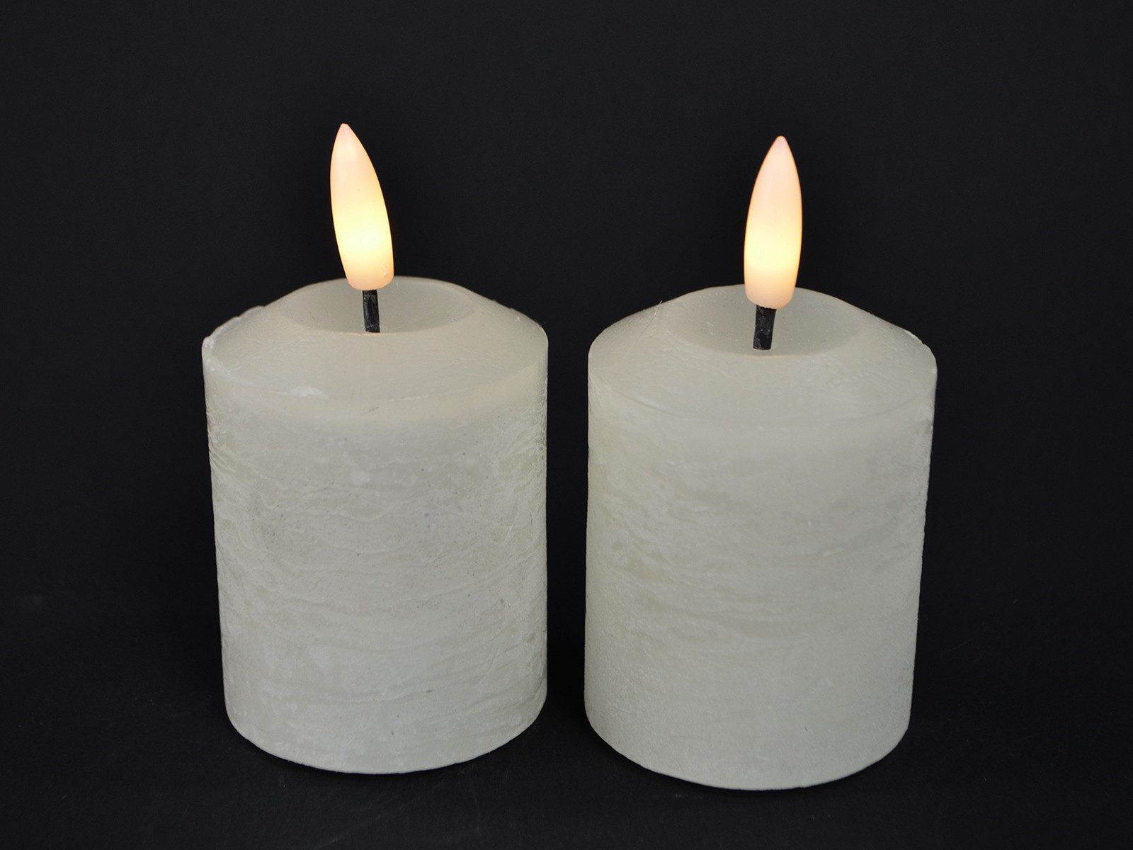 finehomegarden Stumpenkerze LED Kerze Echtwachs Set/2 creme mit Timer Ø5,2cm H6,5cm Dinner (Set, 2-tlg), Stumpenkerze Wachskerze Advent Dekoration