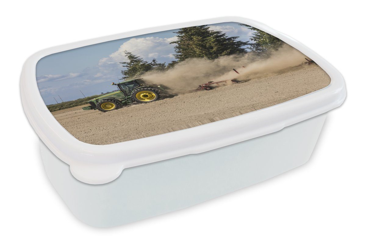 MuchoWow Lunchbox Traktor - Sand - Baum, Kunststoff, (2-tlg), Brotbox für Kinder und Erwachsene, Brotdose, für Jungs und Mädchen weiß