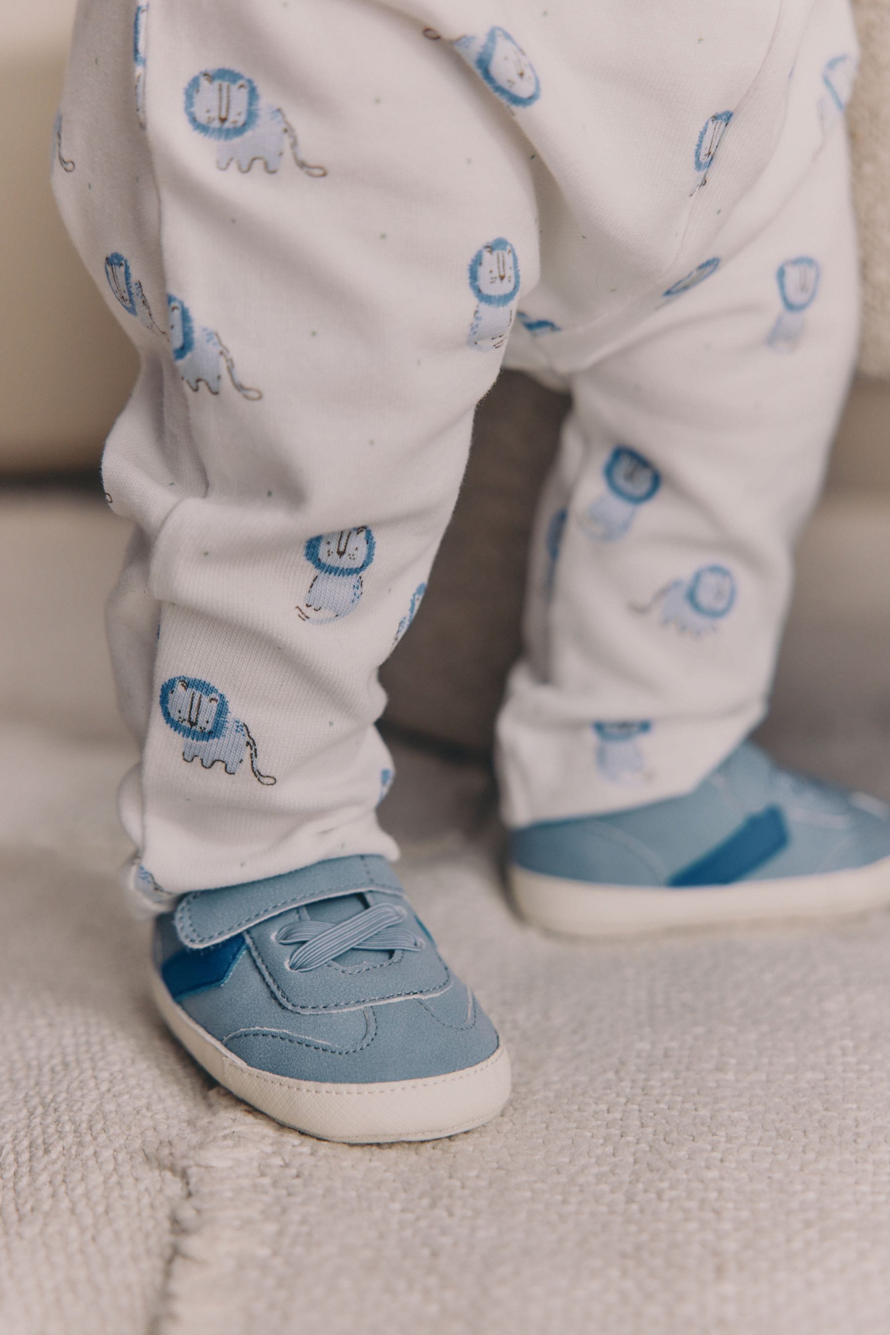 Next Baby Sneaker mit Klettverschluss Sneaker (1-tlg)
