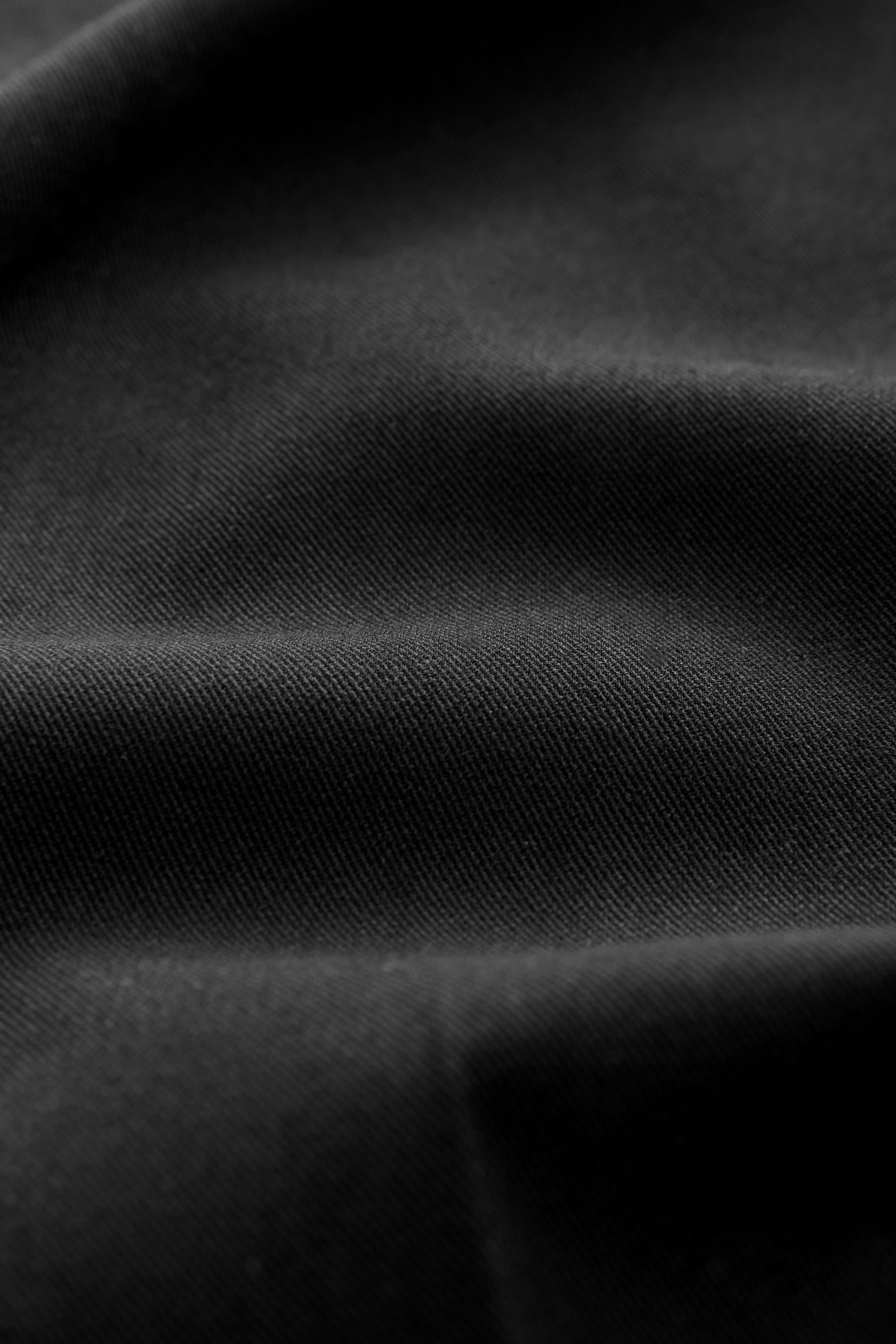 Next Stoffhose Figurbetonte Hose im Slim Fit (1-tlg)