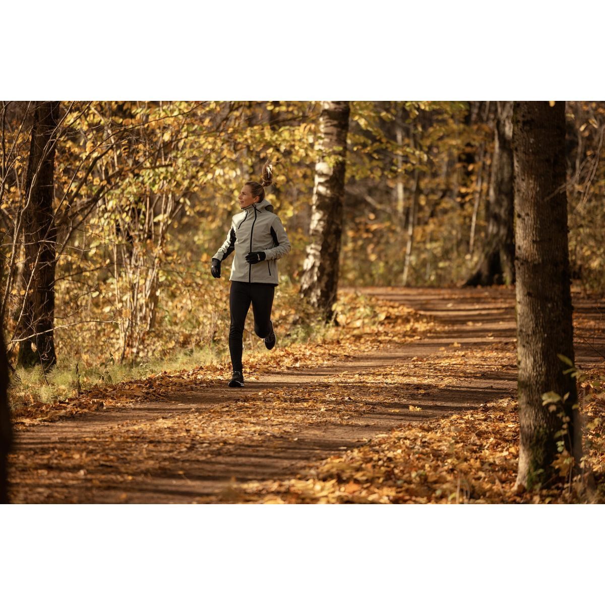 HALTI Skihose Olas Women's XCT Pants Ideal für Skifahren und Langlaufen, bietet Wärme, Atmungsaktivität