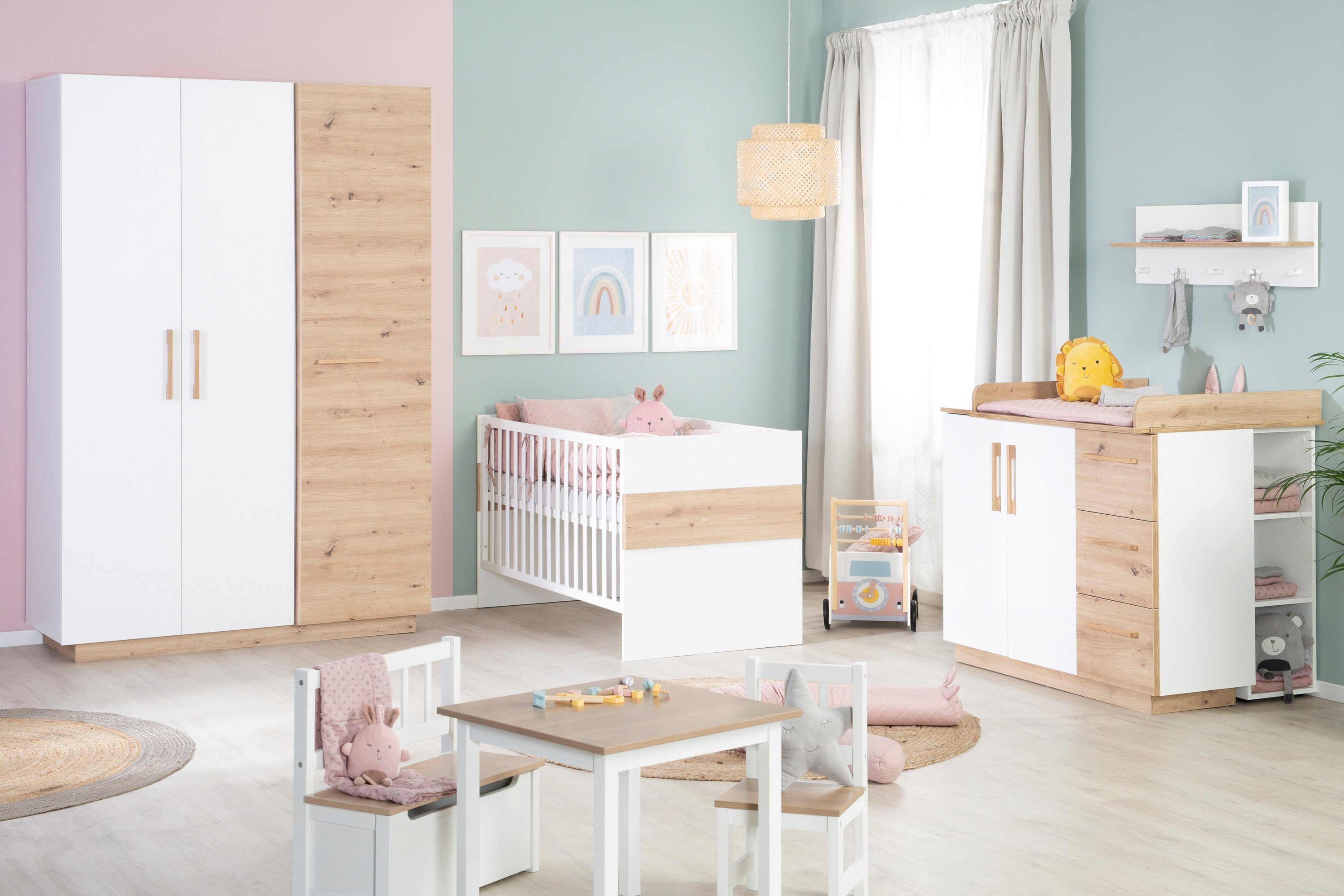 roba® Babyzimmer-Komplettset Lion, Kleiderschrank 70x140 3-türig), umbaubar, cm, Gitterbett: moderne - & Babybett (Set, zweifarbig & Wickelkommode höhenverstellbar