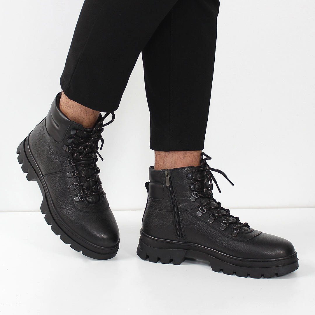 Celal Gültekin 550-795 Schnürstiefel Robuste Lederstiefel mit Warmfutter Sohle.