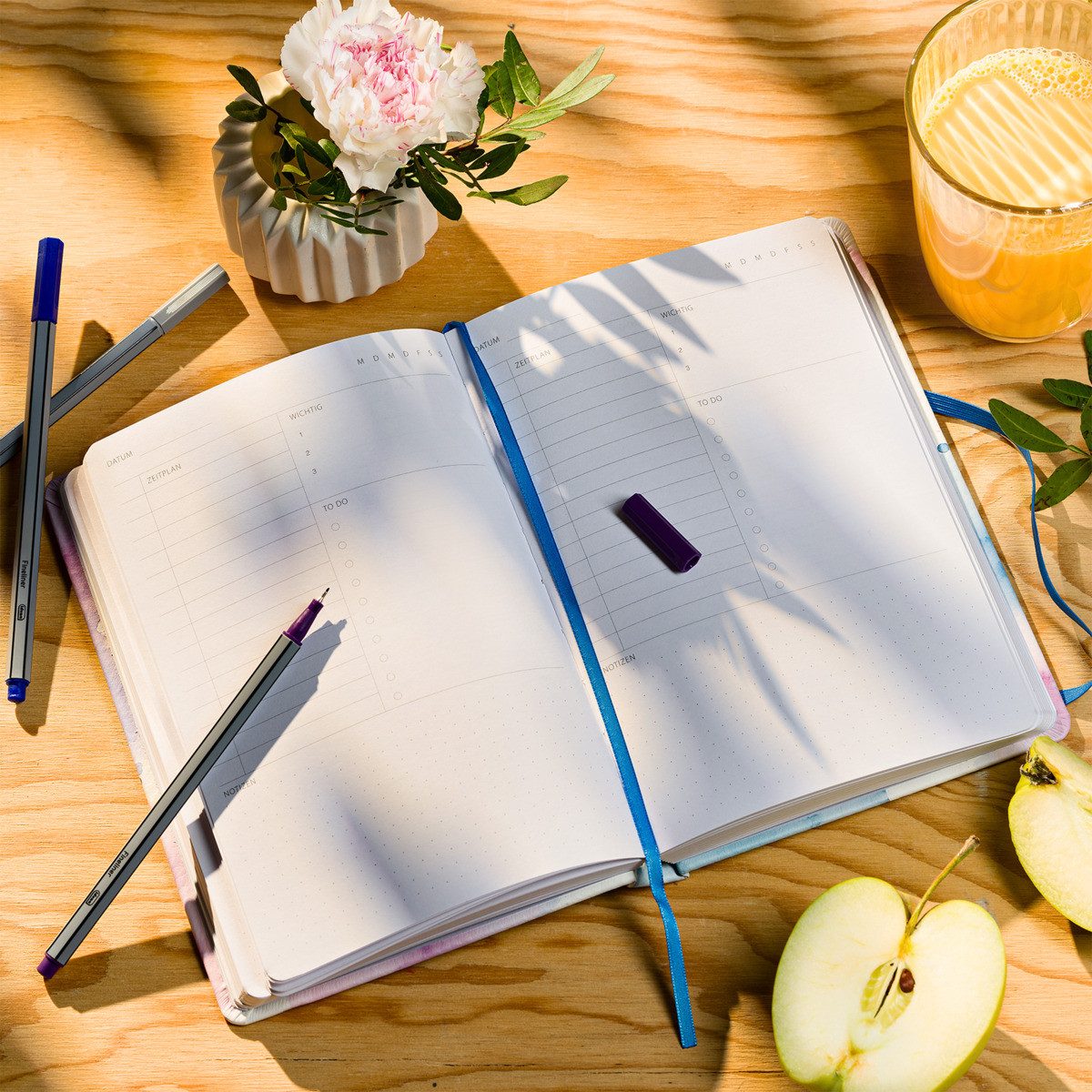 Idena Jahresplaner Idena Tagesplaner undatiert 368 Seiten 70g/m² 14,3x 20,4cm