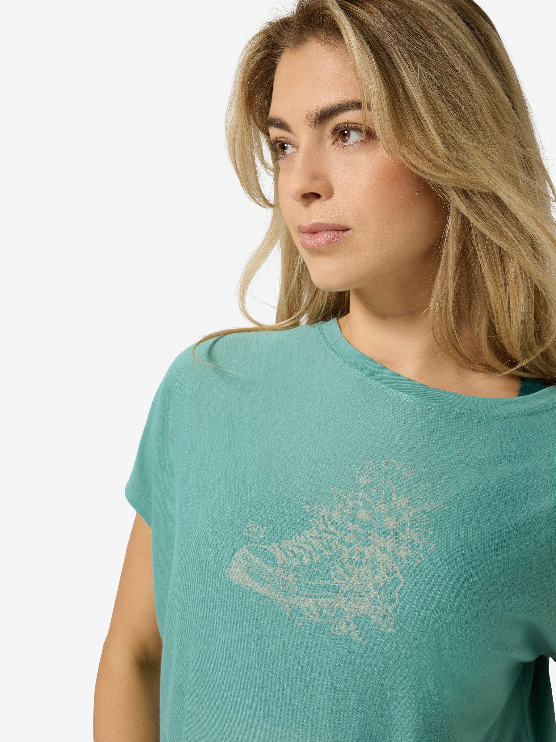 SUPER.NATURAL T-Shirt für Damen,Merino W FLOWER SNEAKERS LOOSE TEE mit Blumen-Motiv, atmungsaktiv