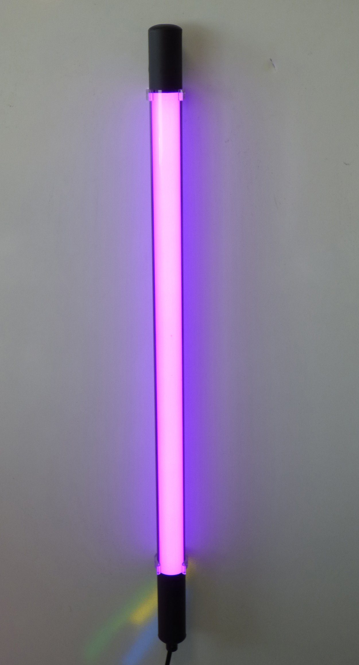 LED Violett, Lumen Röhre Wandleuchte Leuchtstab T8, 63cm 1000 Watt Xenon XENON 9 Kunststoff-Röhre LED Ø30mm Slim