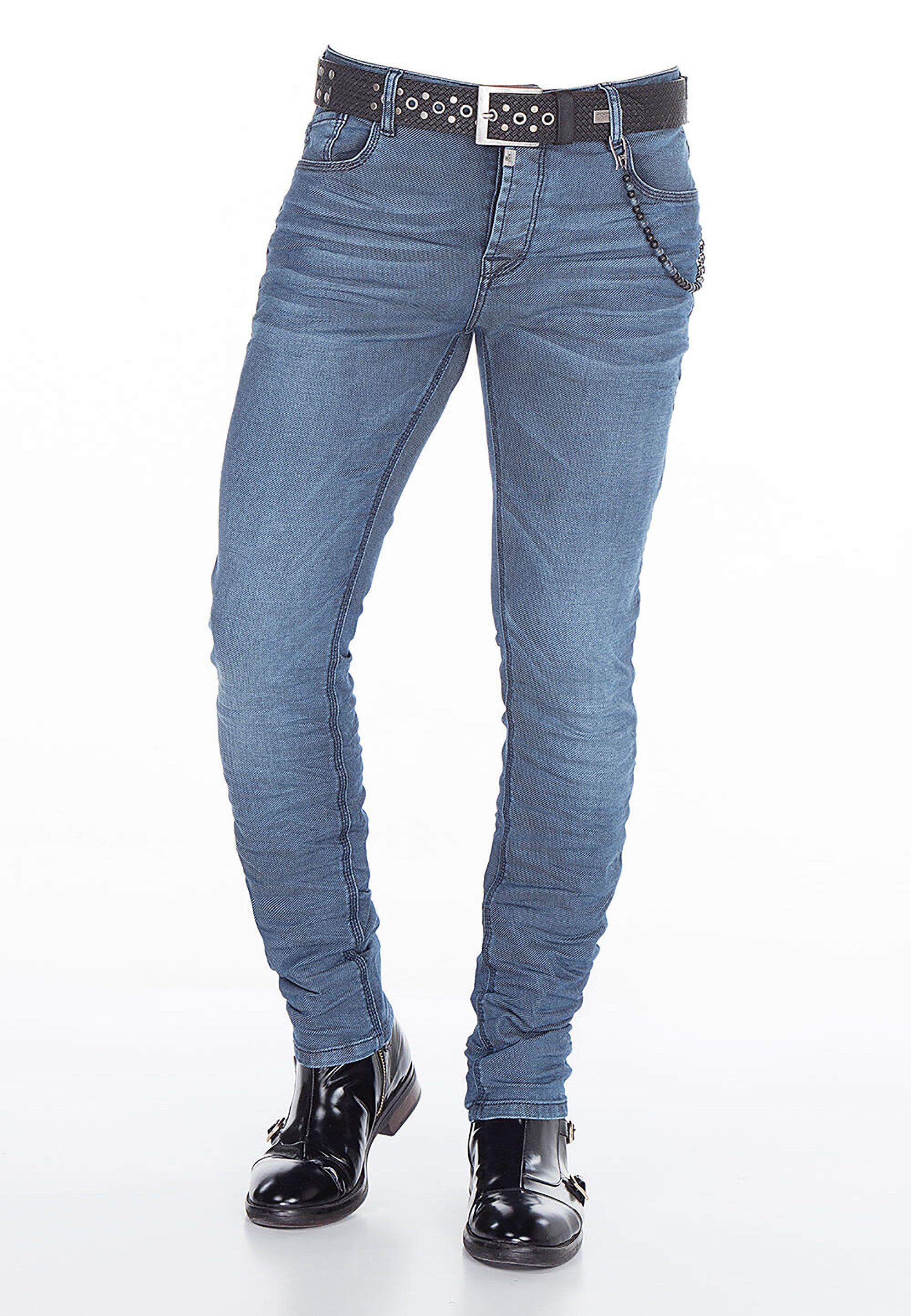 im & Röhrenjeans indigo Schnitt Cipo Slim-Fit Baxx