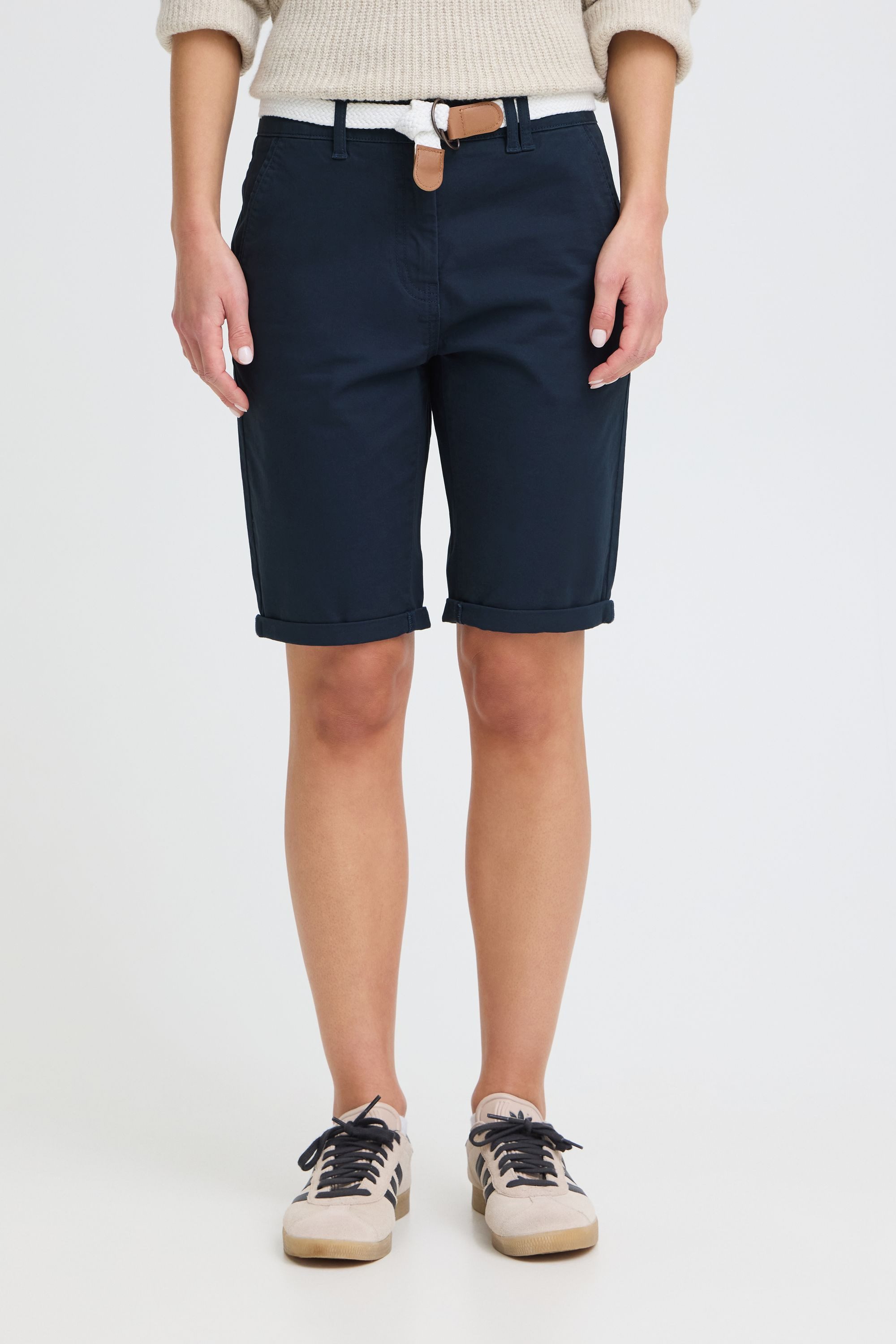 OXMO Bermudas OXChakira Bermuda Shorts inkl. Gürtel