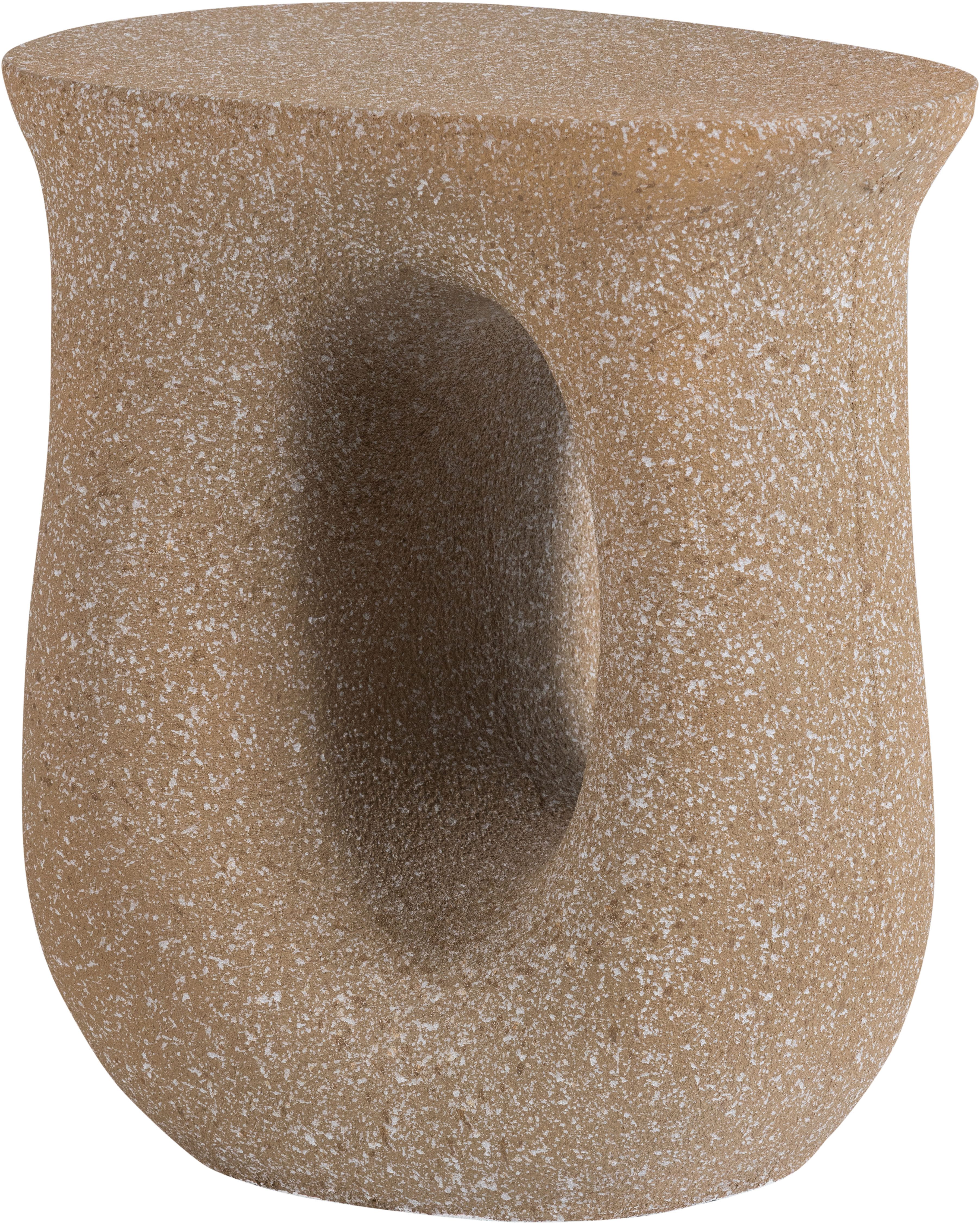 WOOOD Beistelltisch Moson aus Magnesiumoxid mit organischer Form B 42 x T 33 x H 45 cm, Spielerische Aussparung, Eigengewicht 5 kg, Tragkraft 20 kg